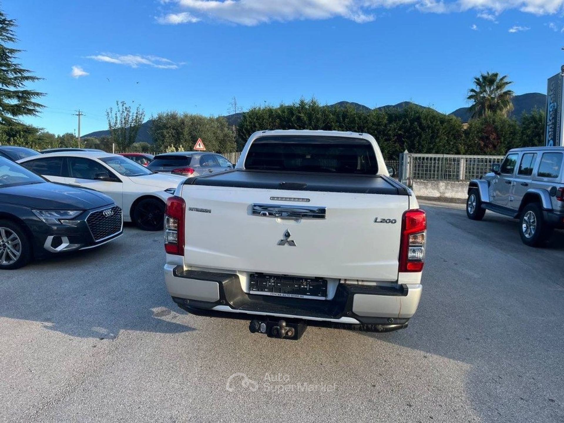 Mitsubishi L200