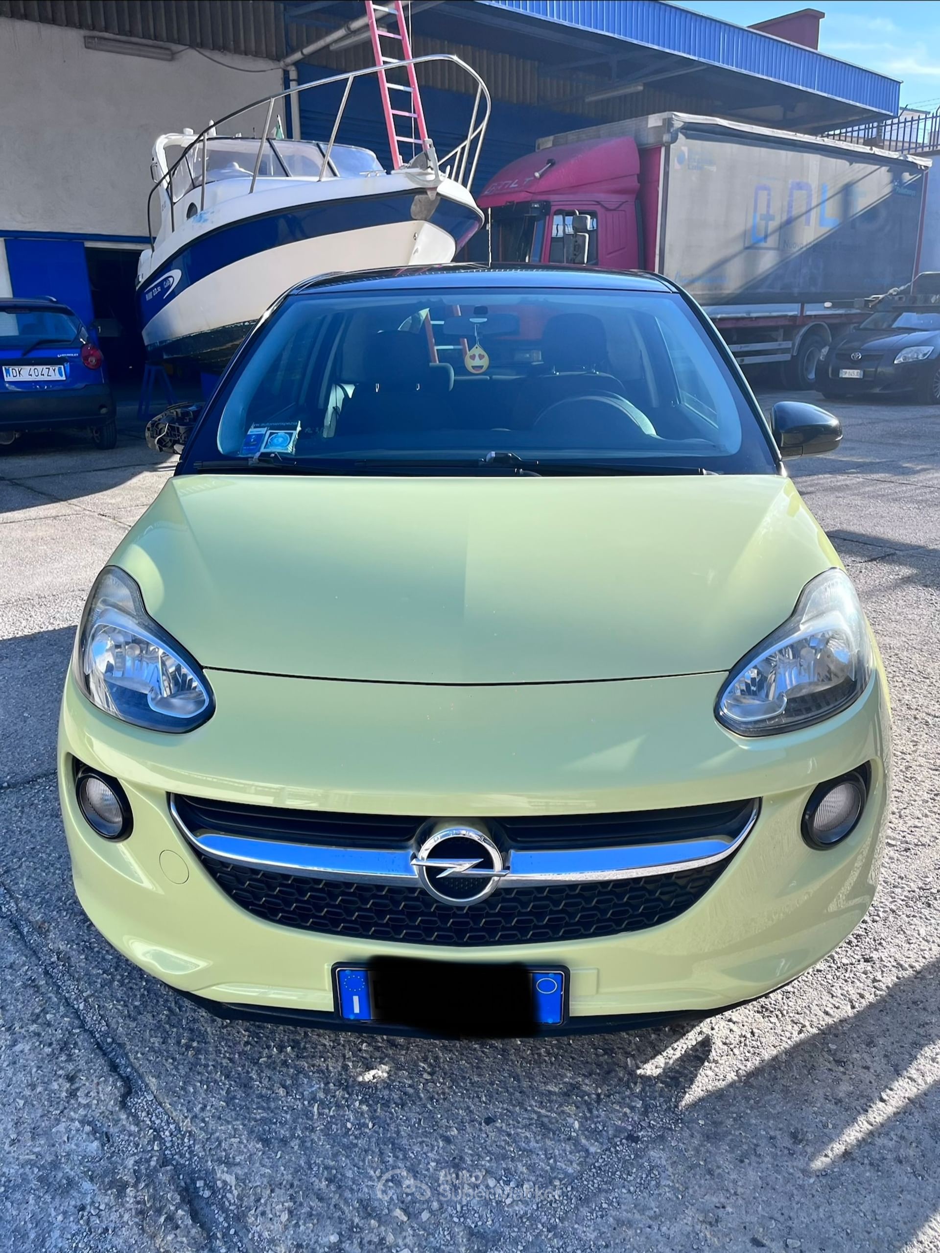 Opel Adam