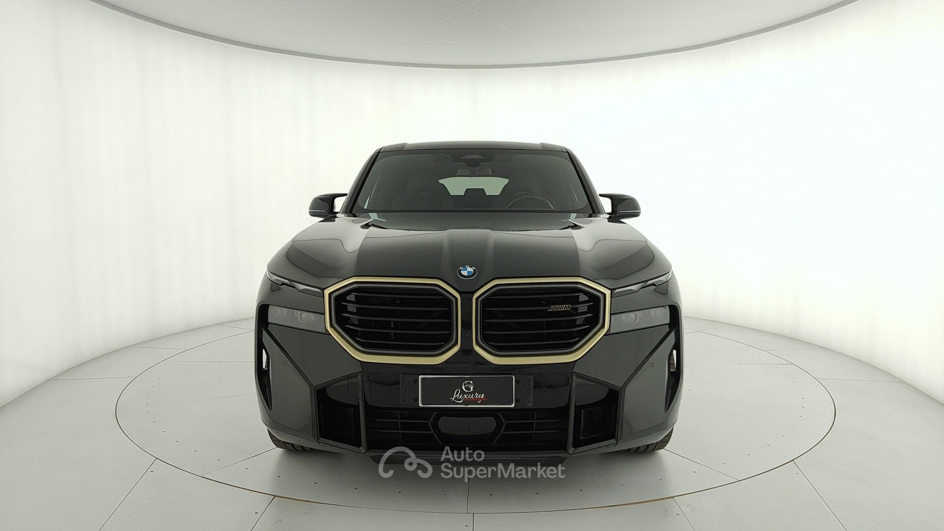 BMW XM
