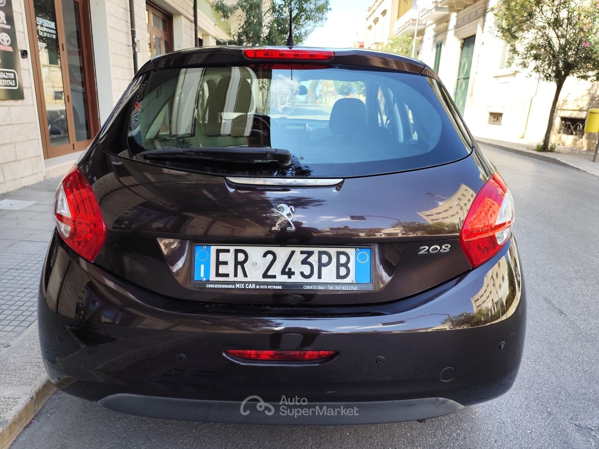Peugeot 208