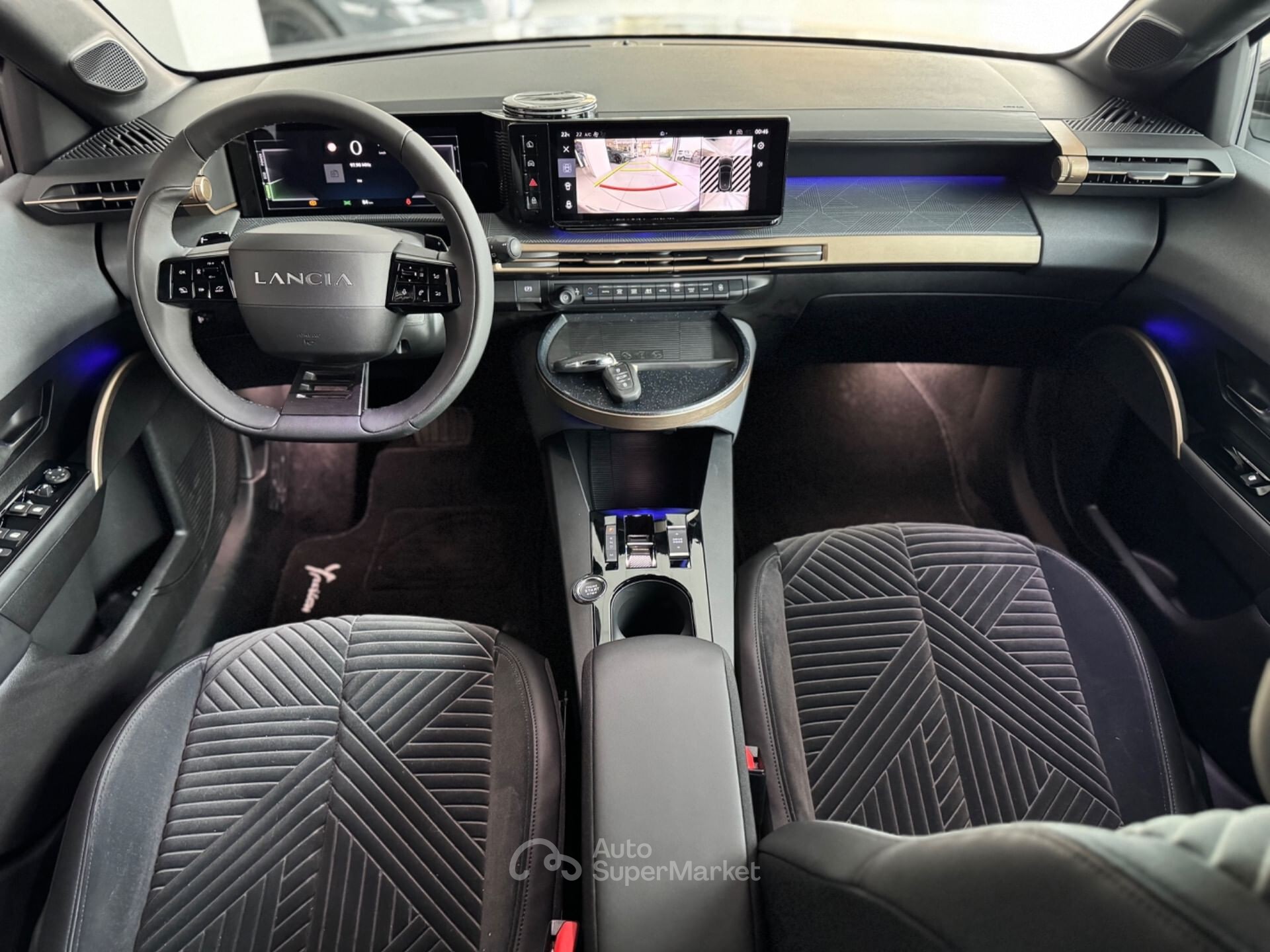 Lancia Ypsilon