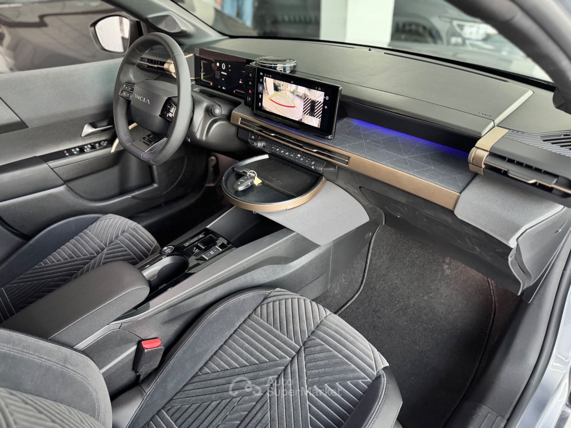 Lancia Ypsilon