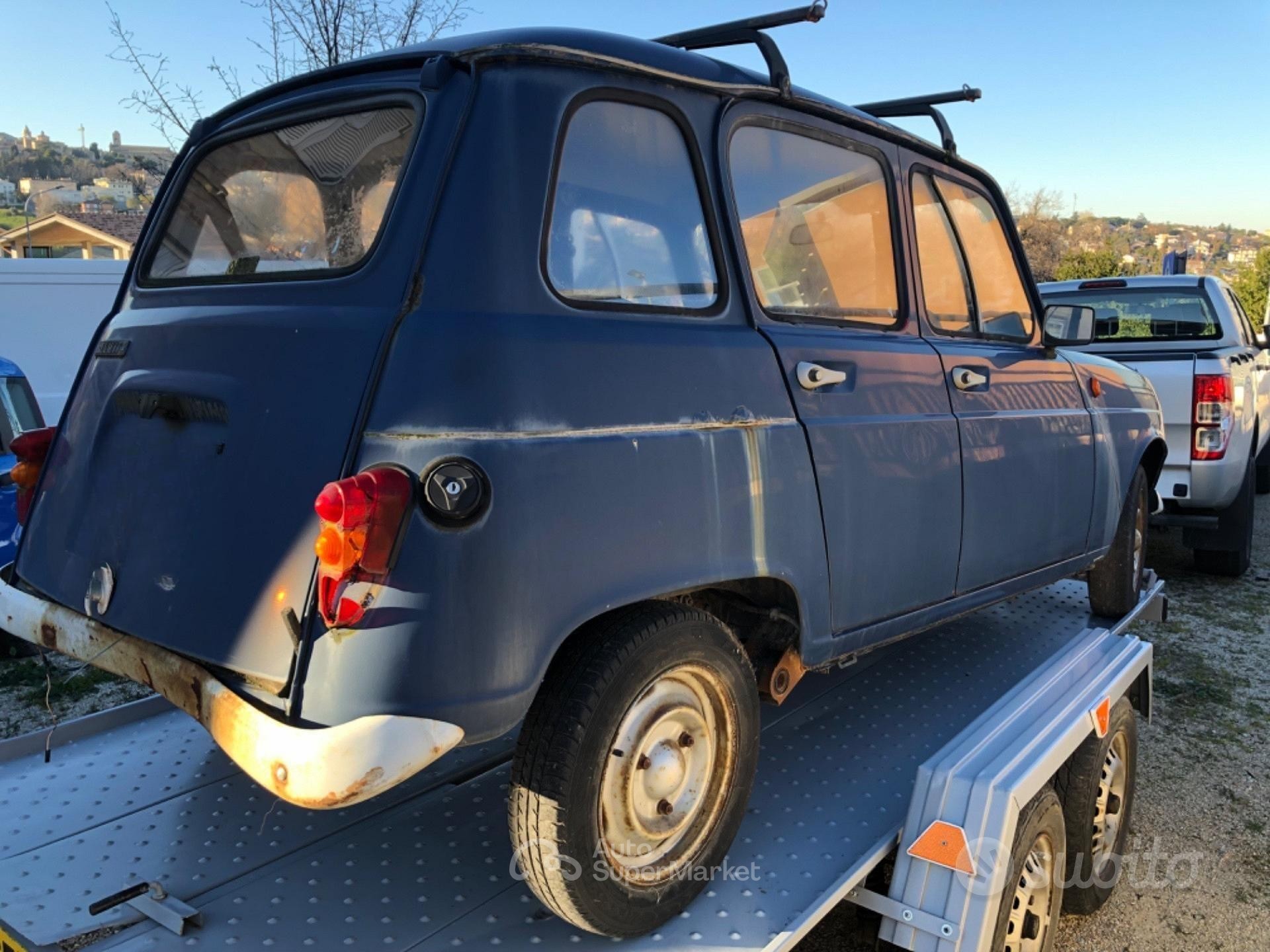 Renault 4