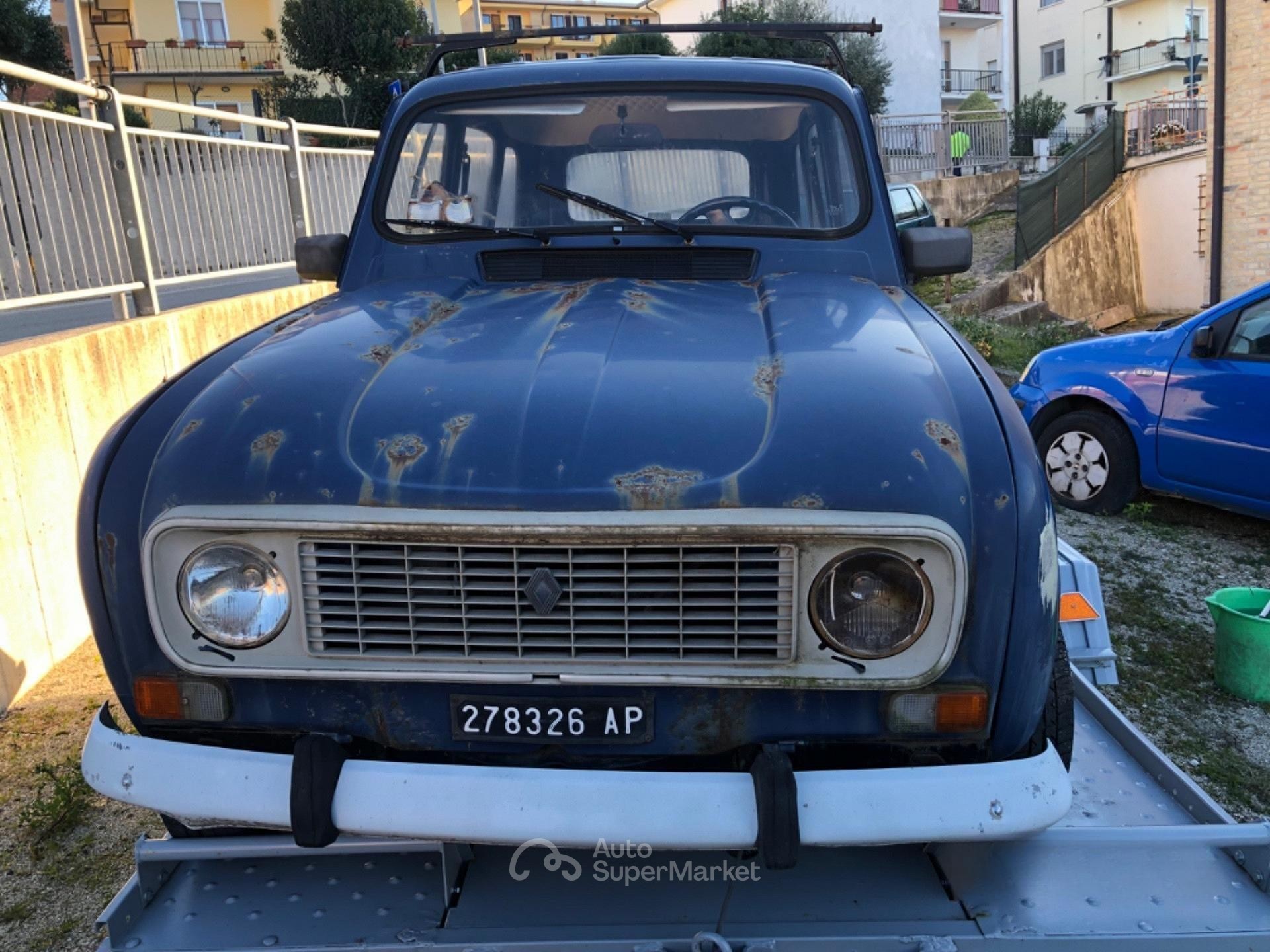 Renault 4