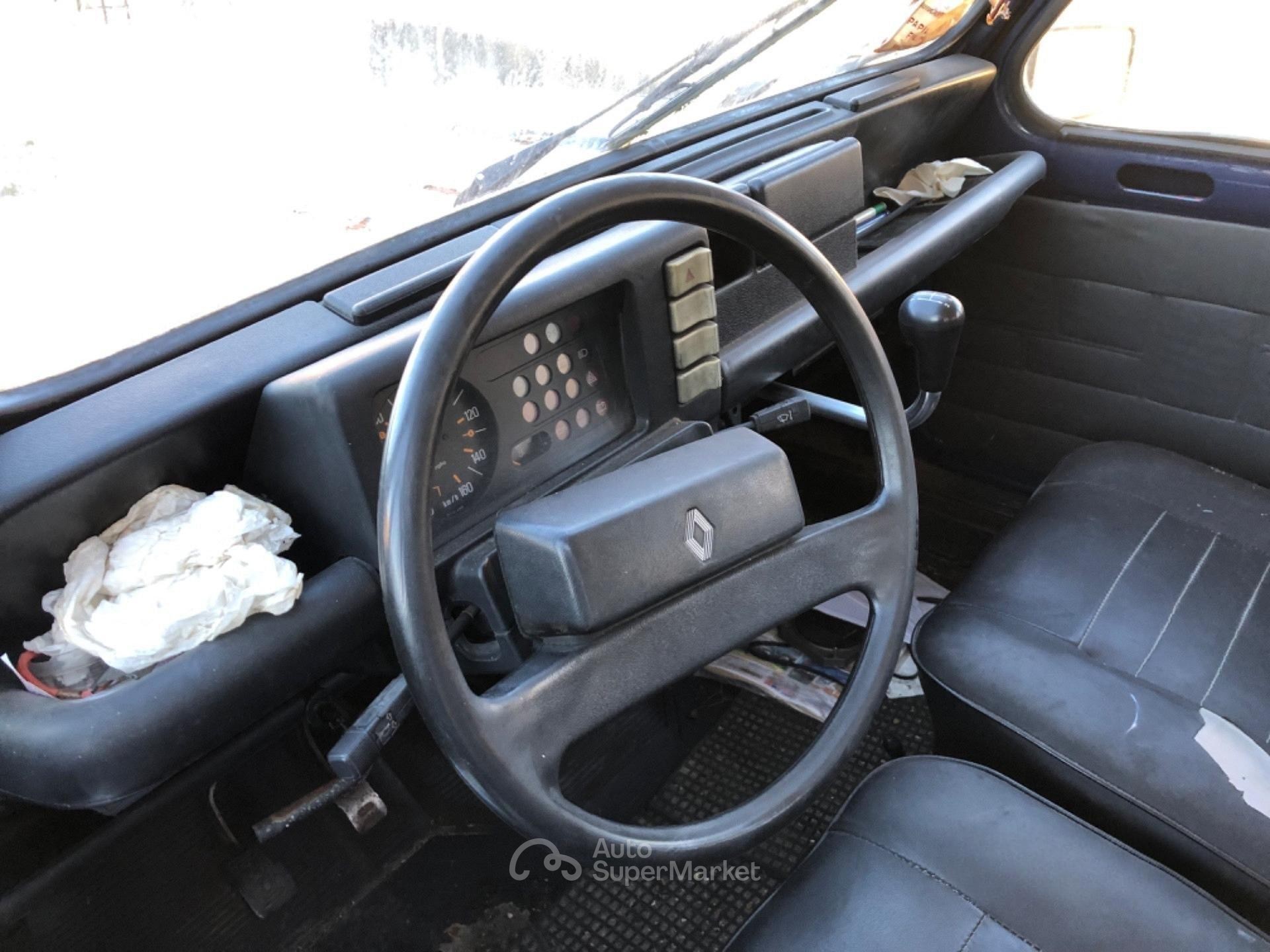 Renault 4