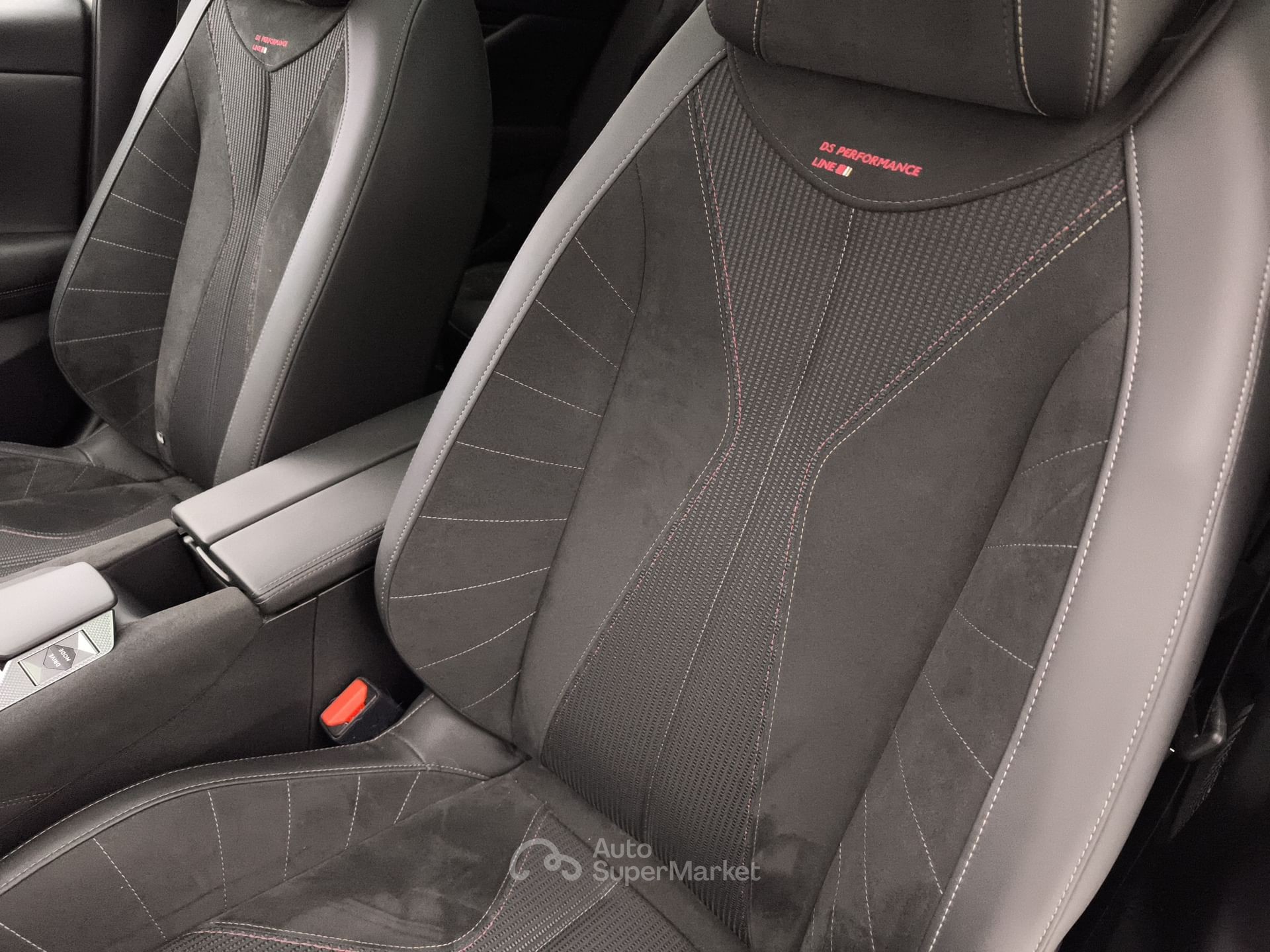 DS Automobiles DS 4