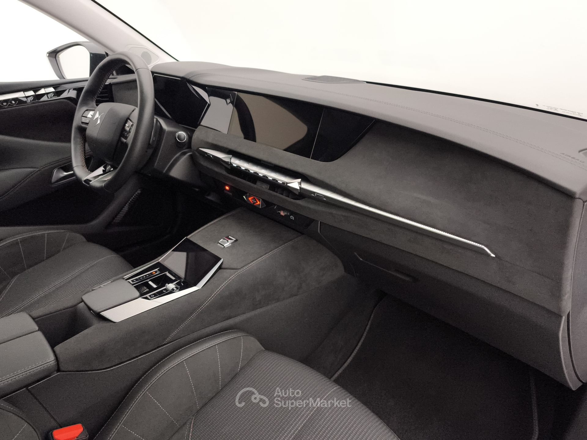 DS Automobiles DS 4