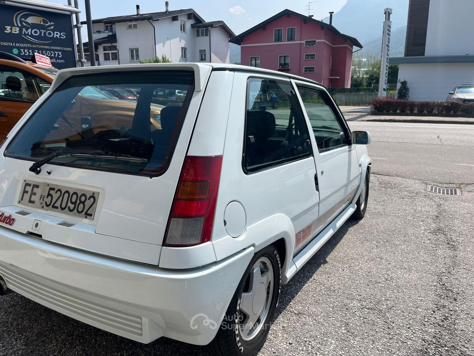 Renault 5