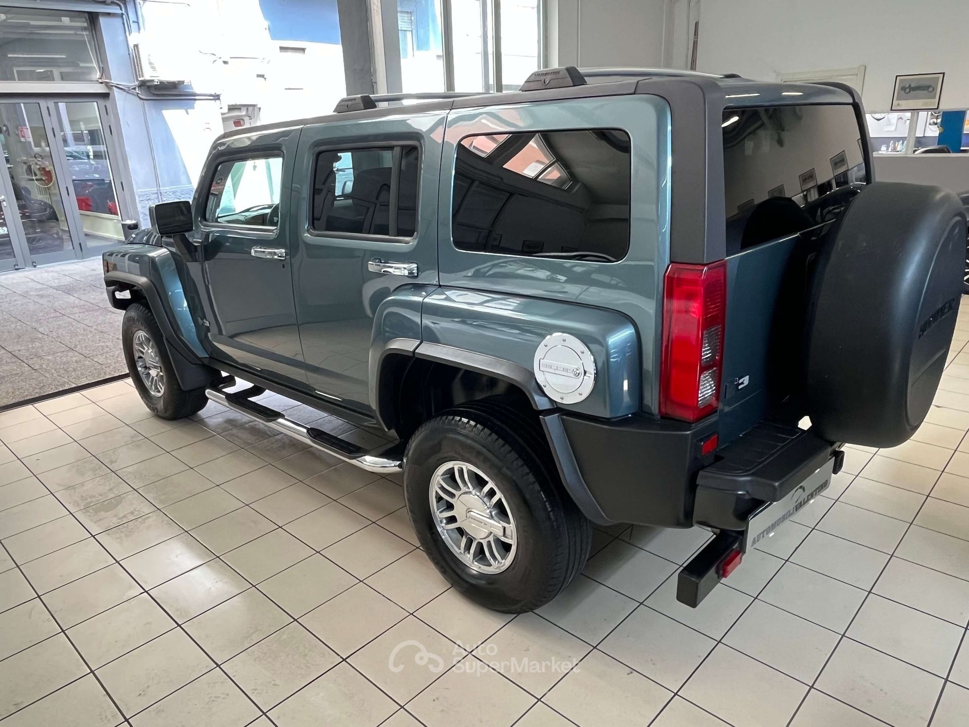 Hummer H3
