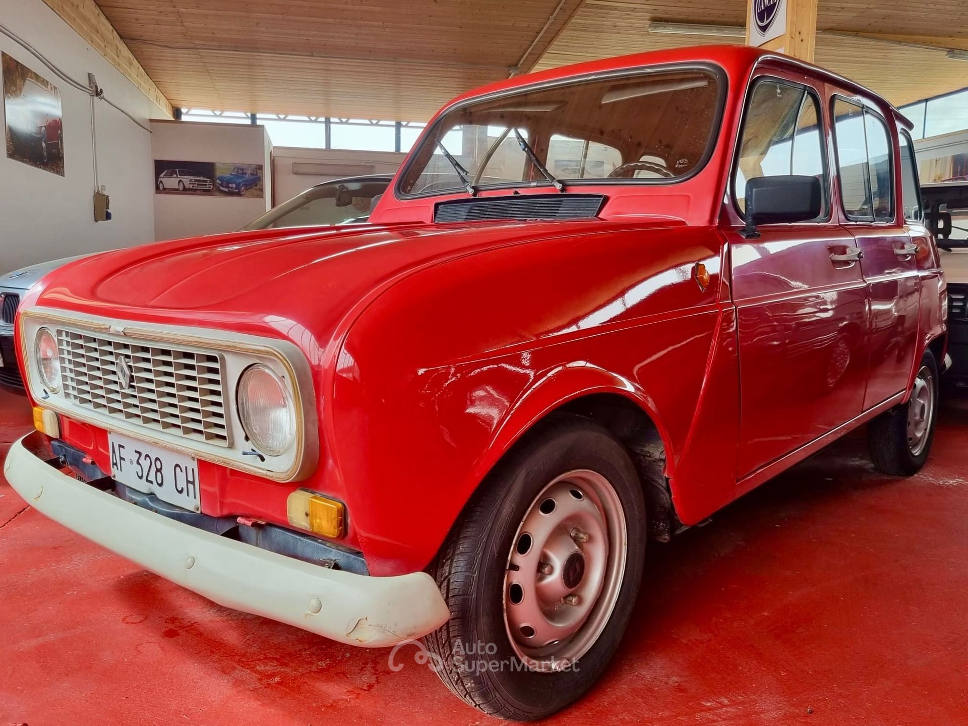 Renault 4