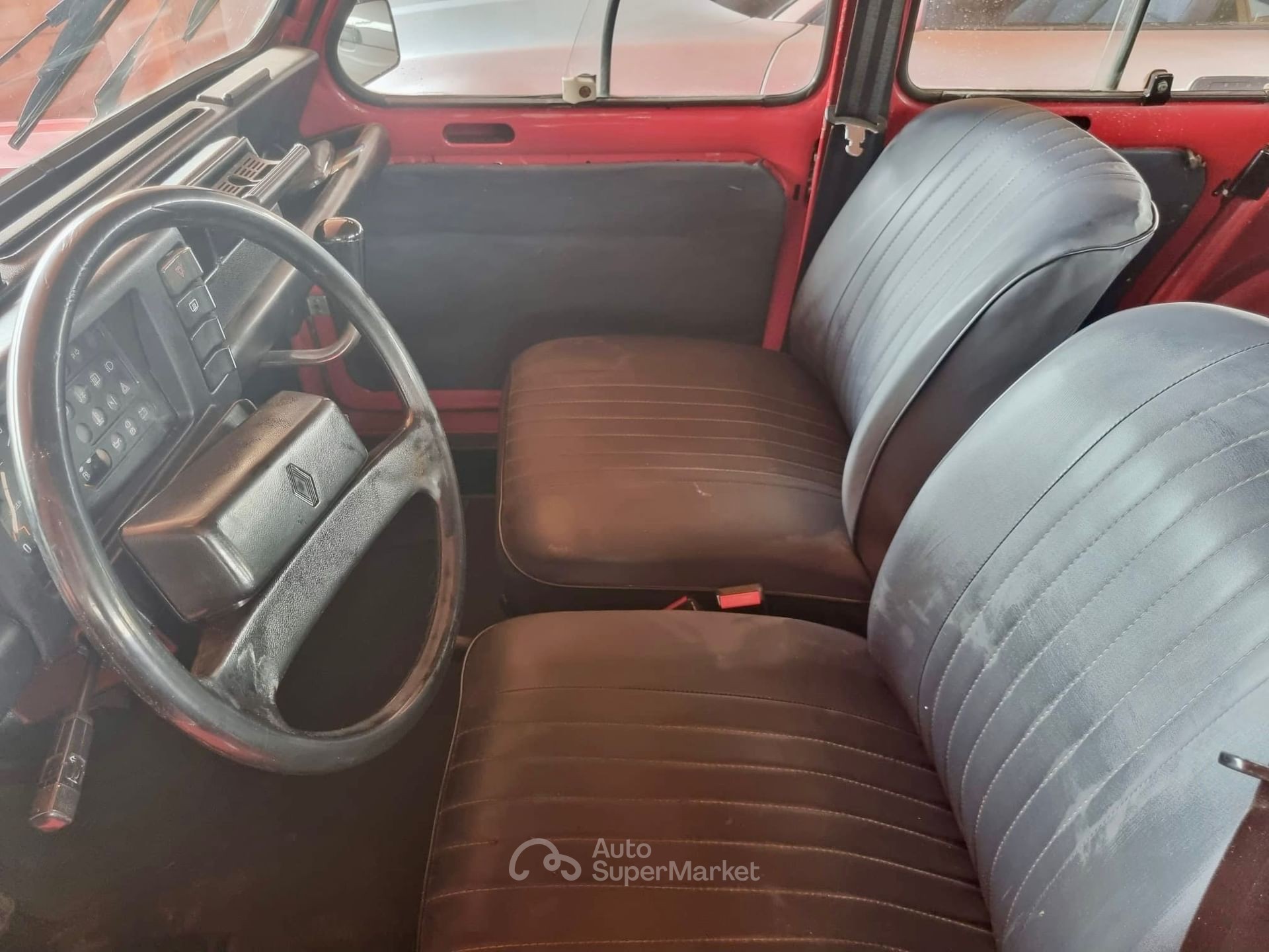 Renault 4