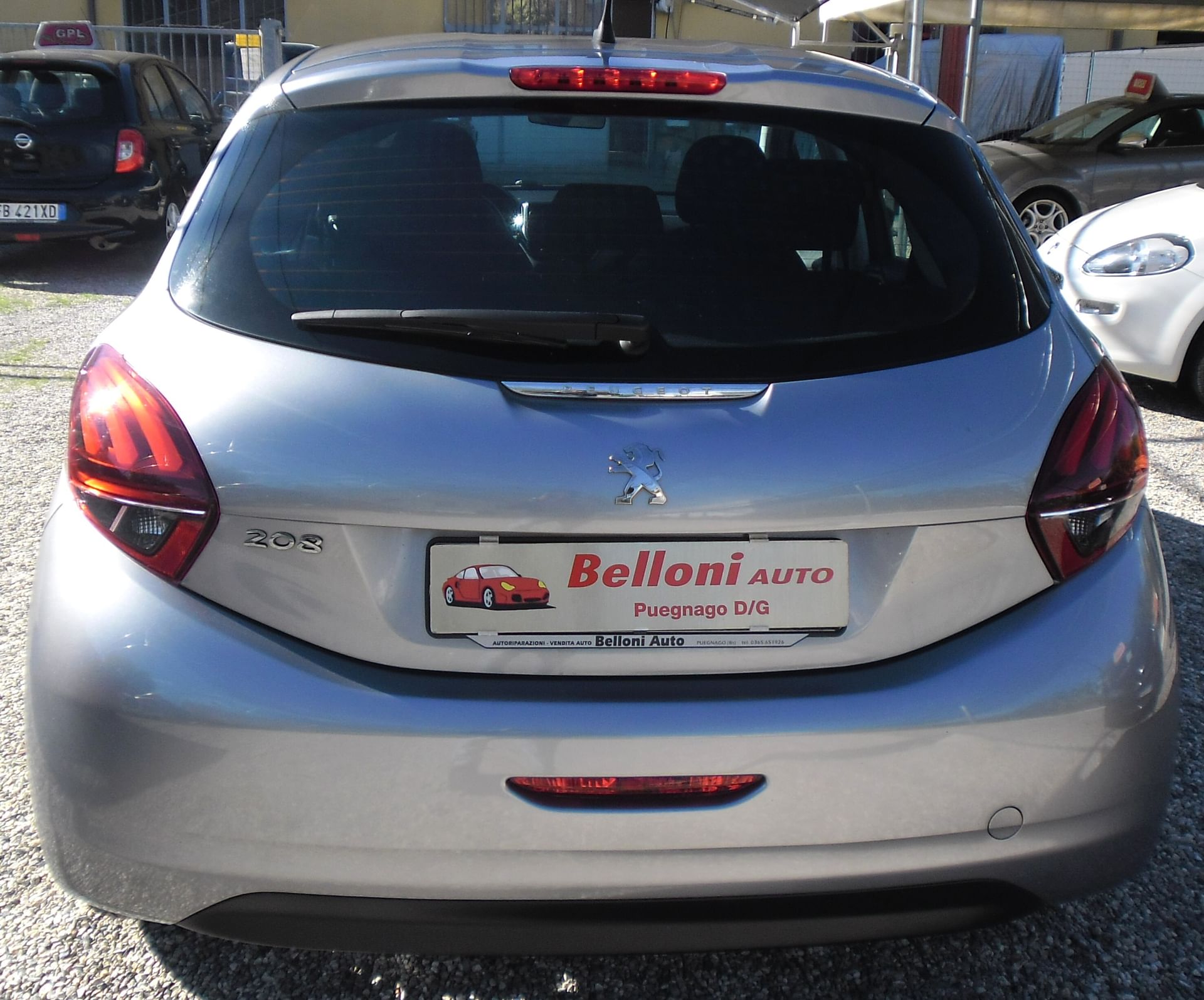 Peugeot 208