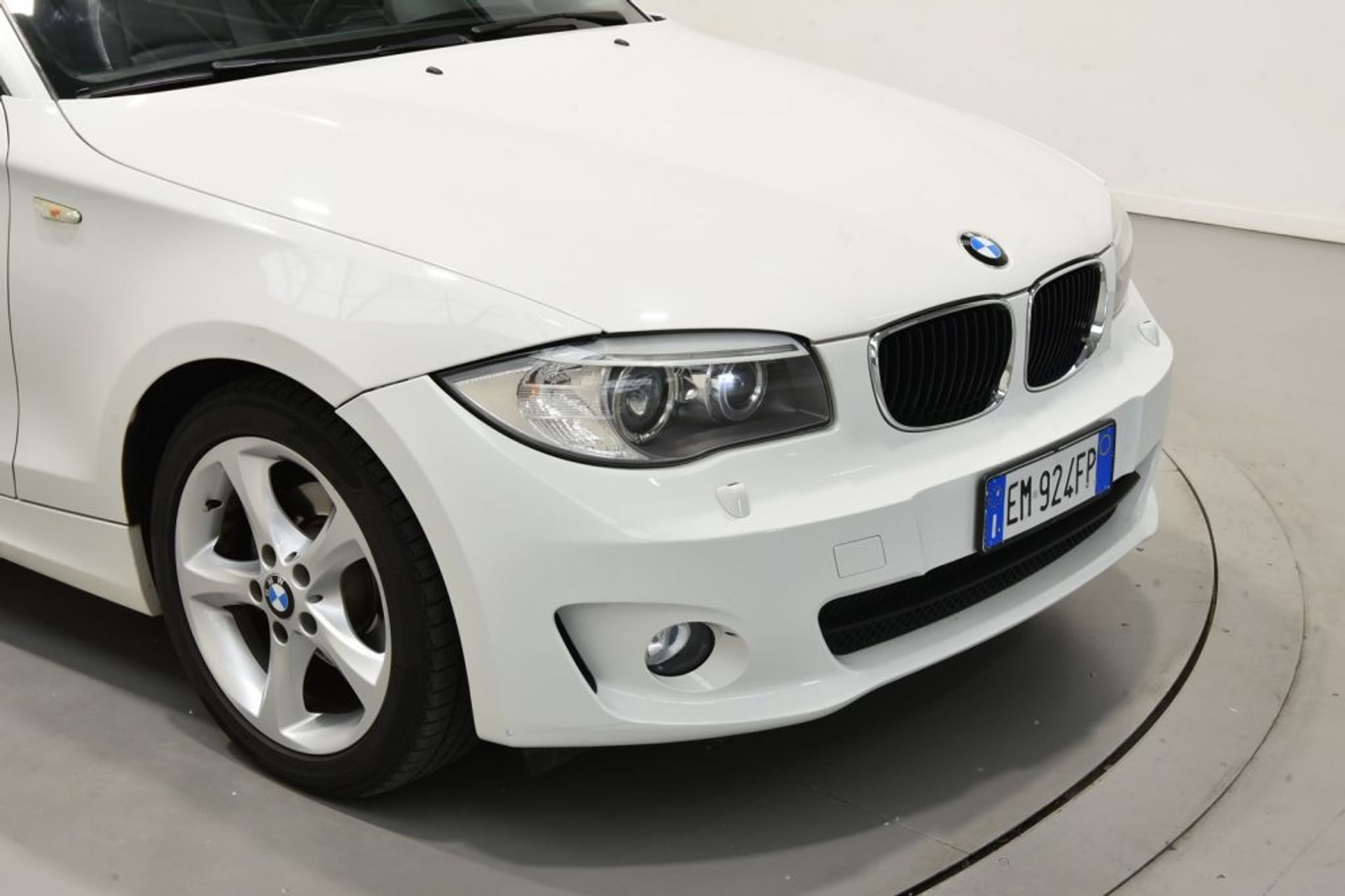 BMW 118d - Anteriore destro
