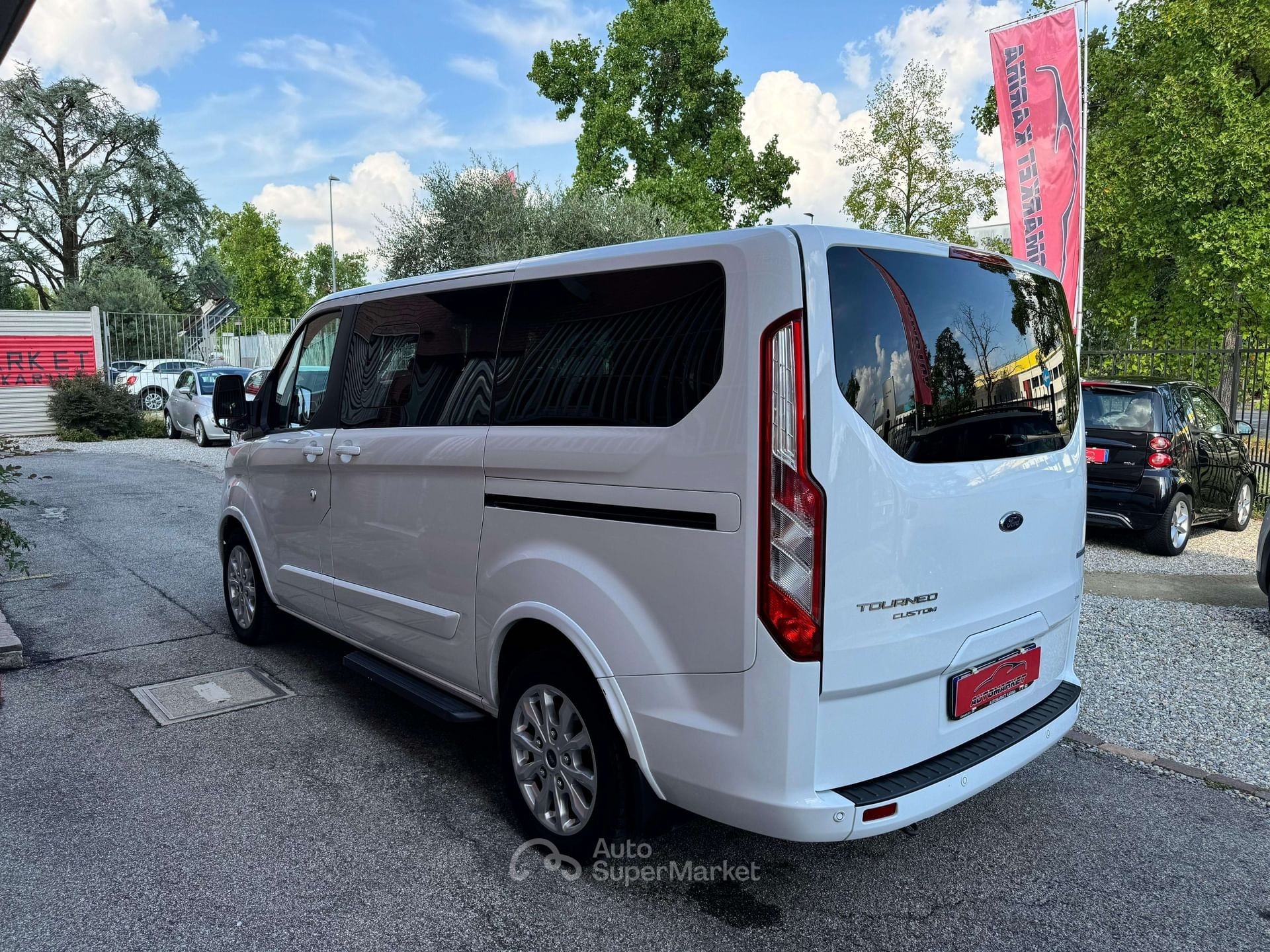 Ford Tourneo Custom