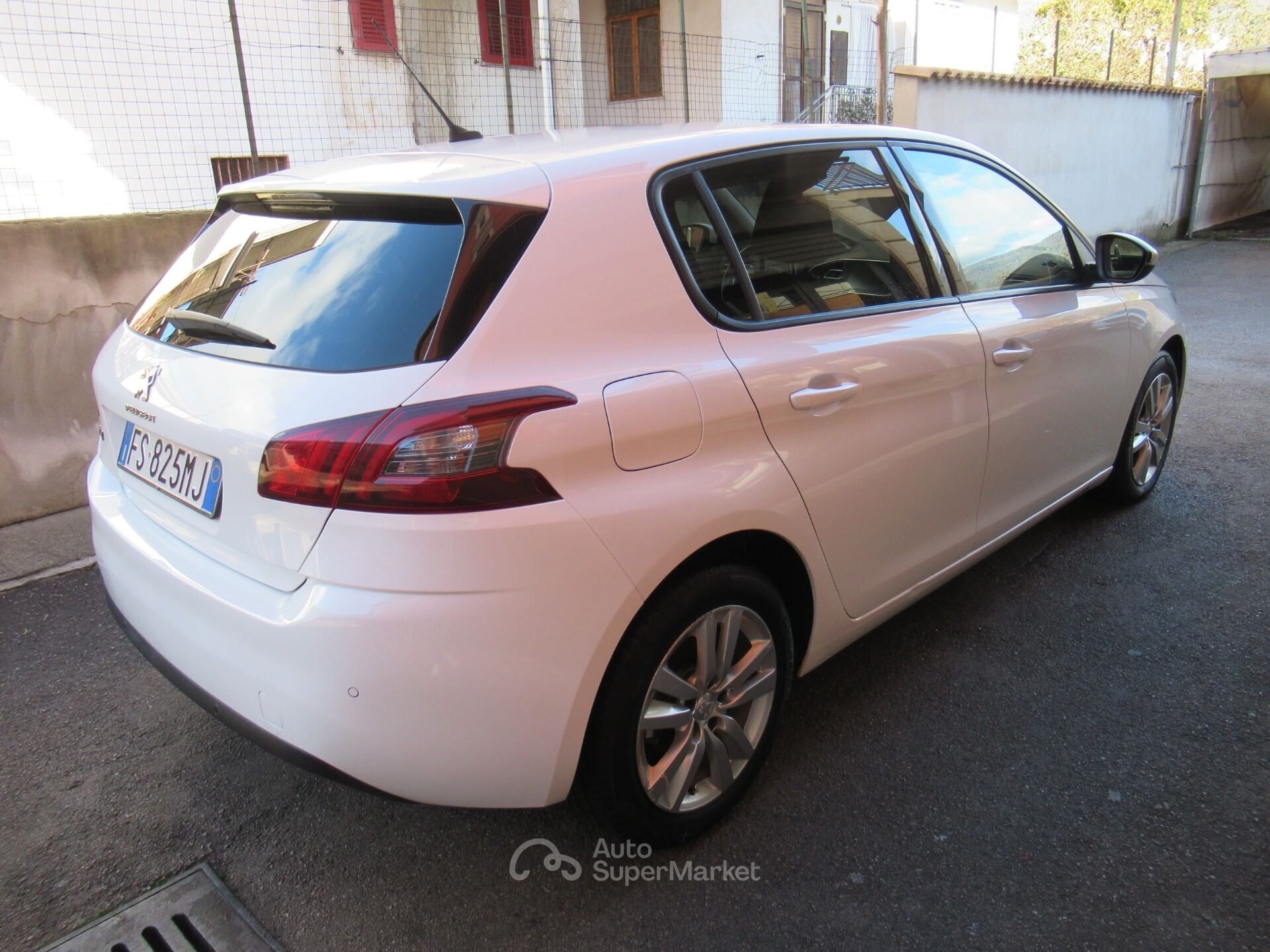 Peugeot 308