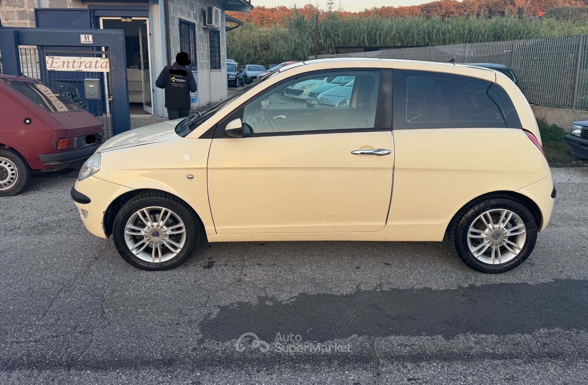 Lancia Ypsilon