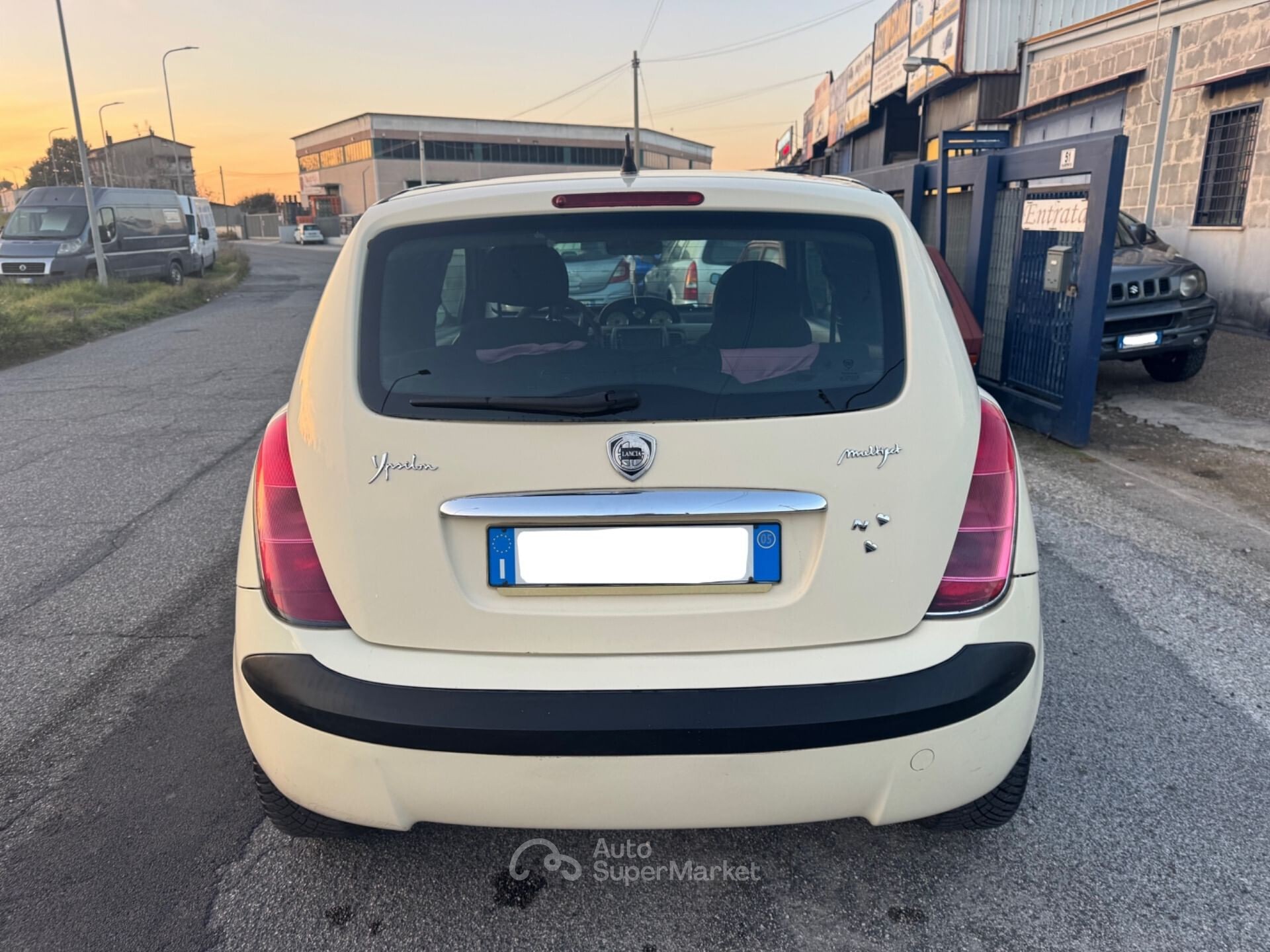 Lancia Ypsilon
