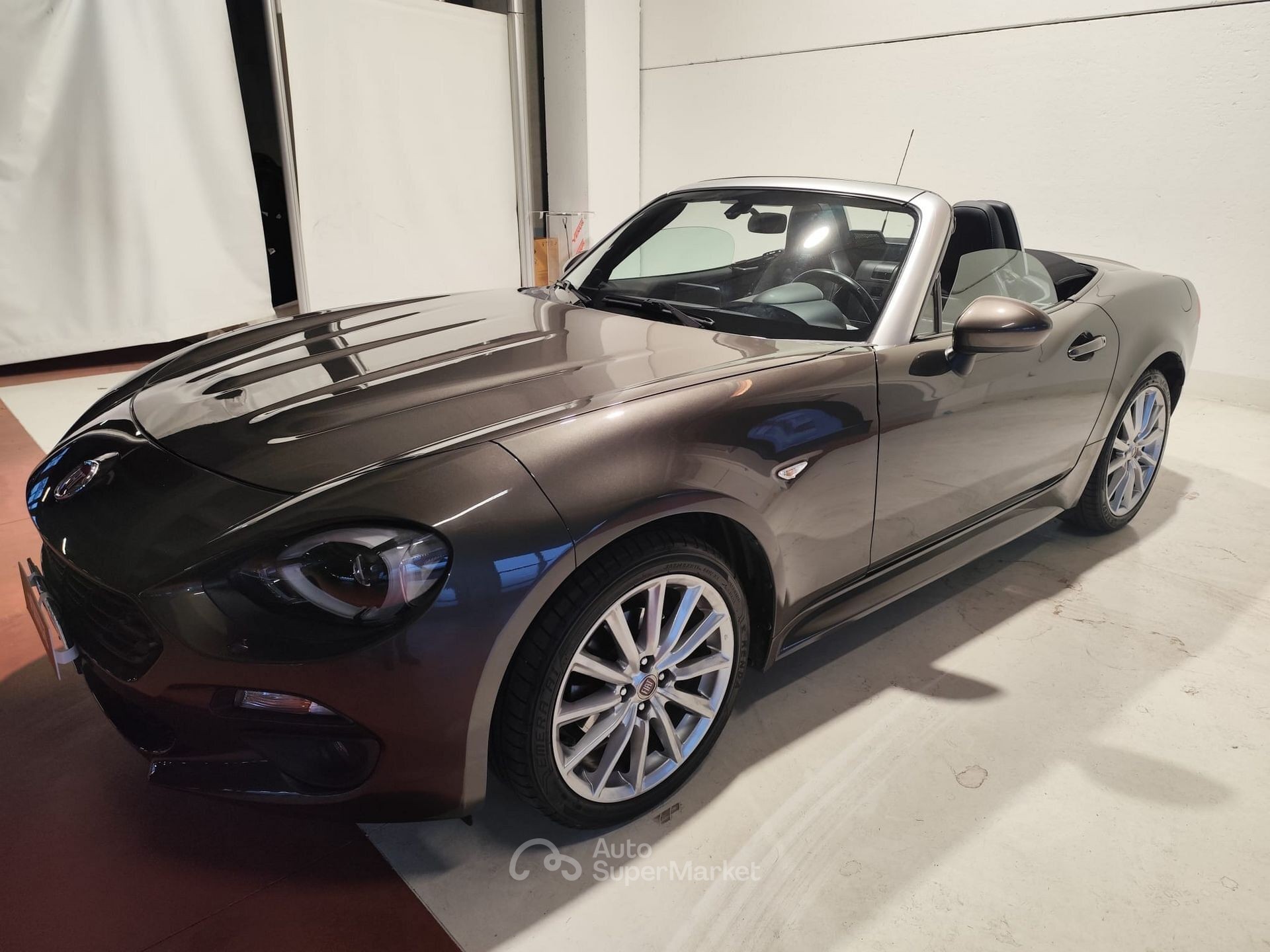 Fiat 124 spider