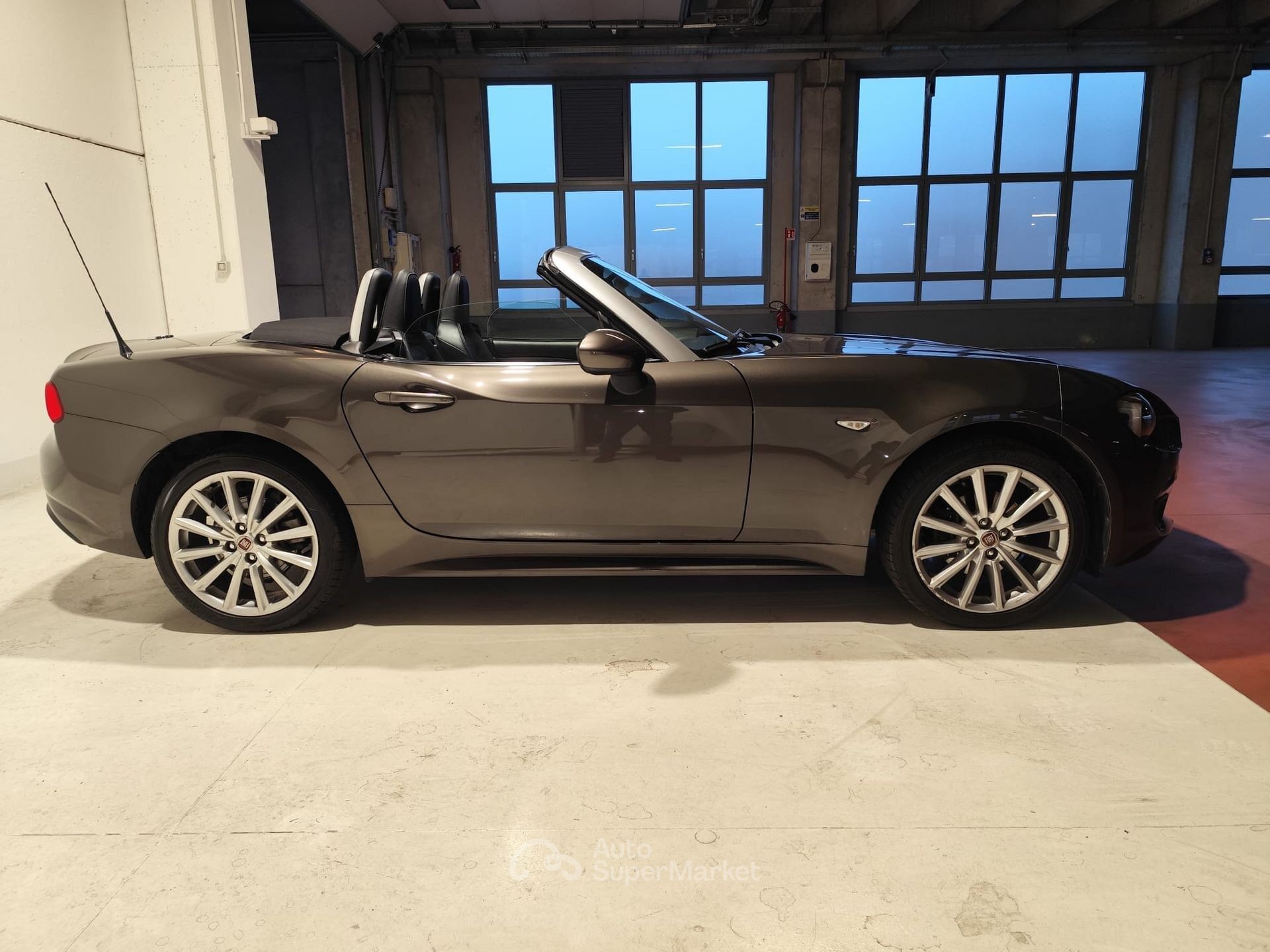 Fiat 124 spider