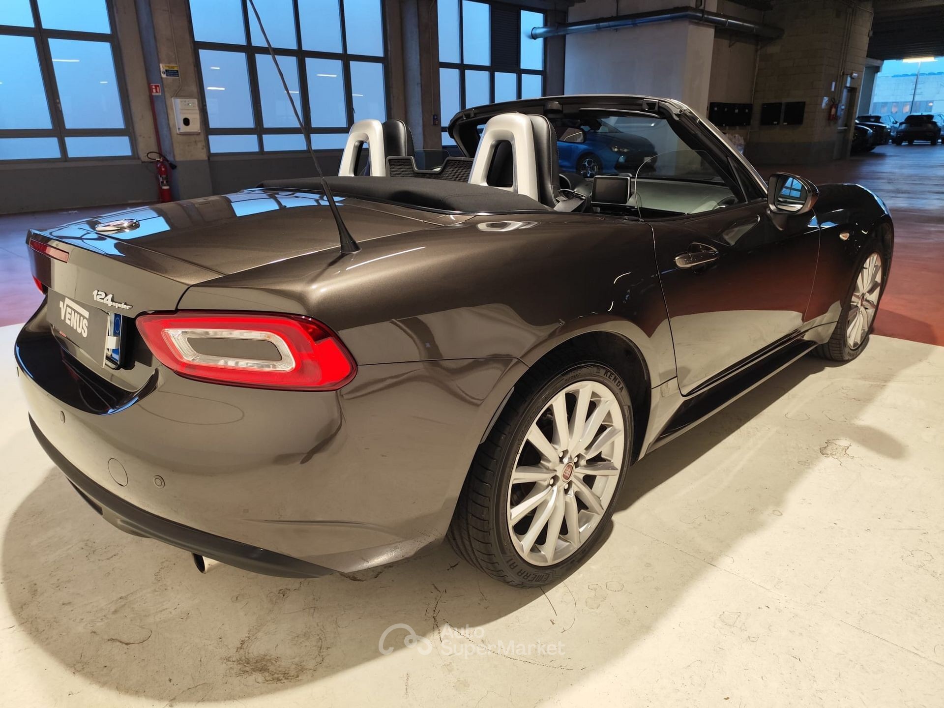 Fiat 124 spider