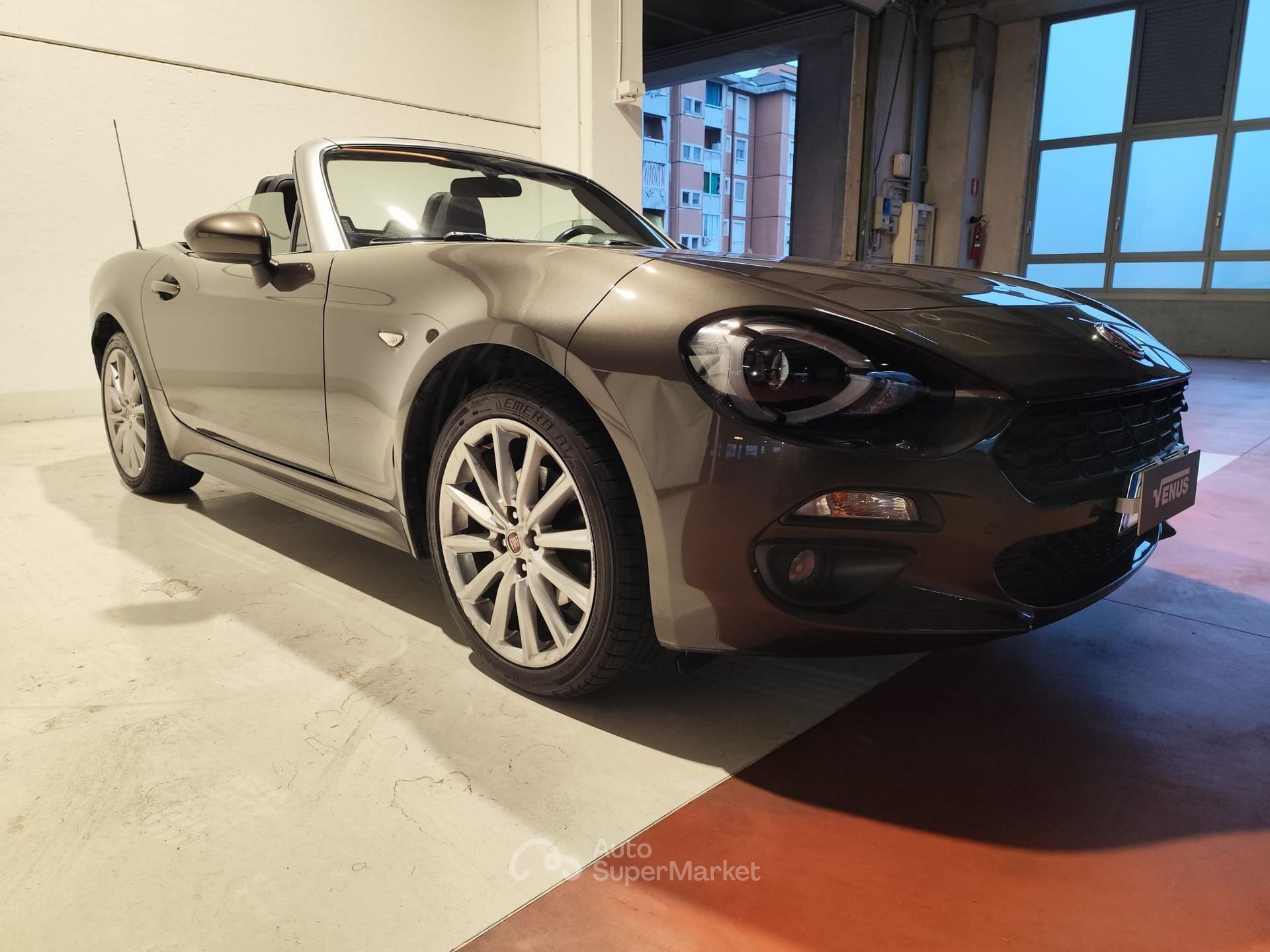 Fiat 124 spider