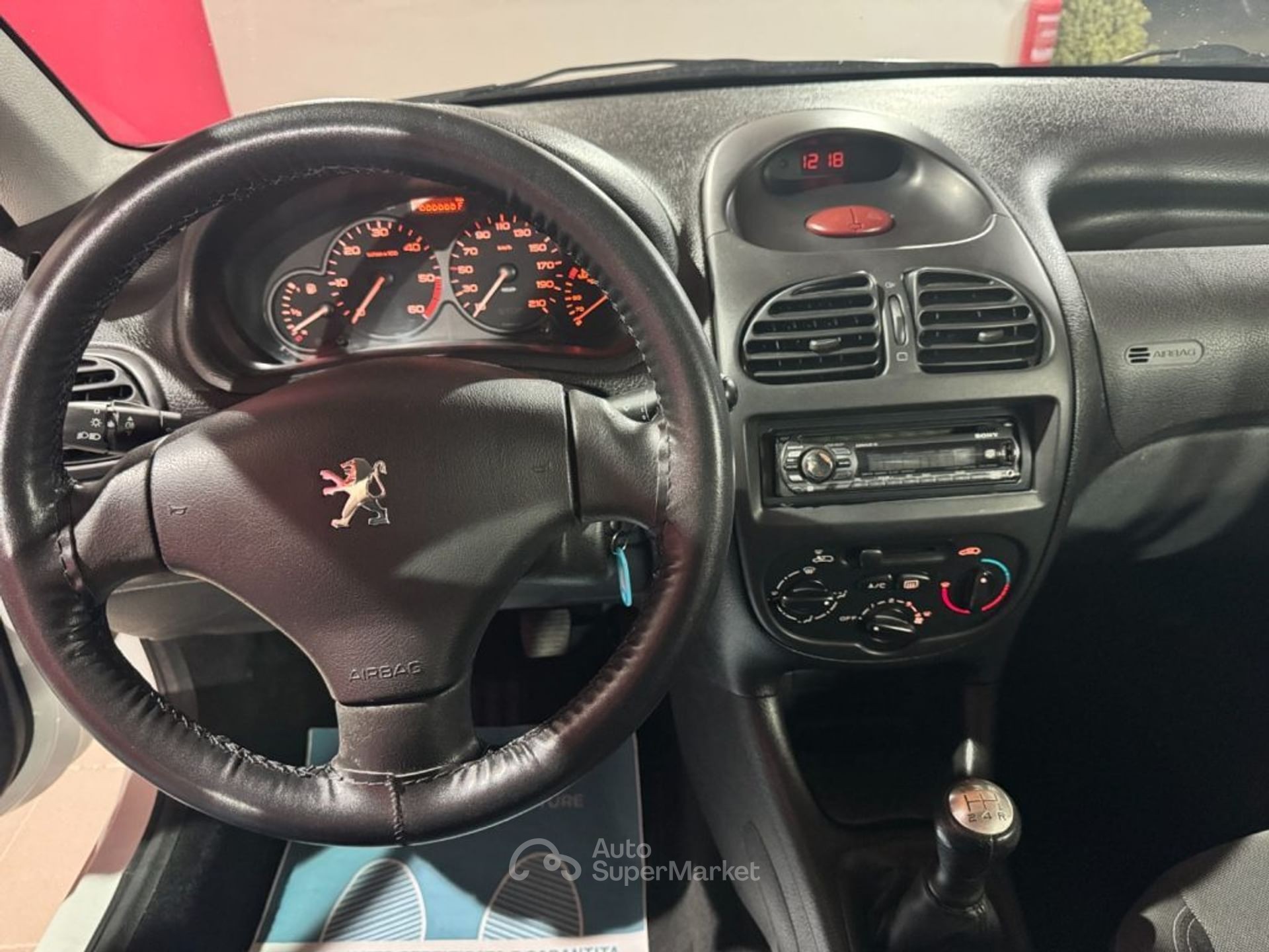Peugeot 206