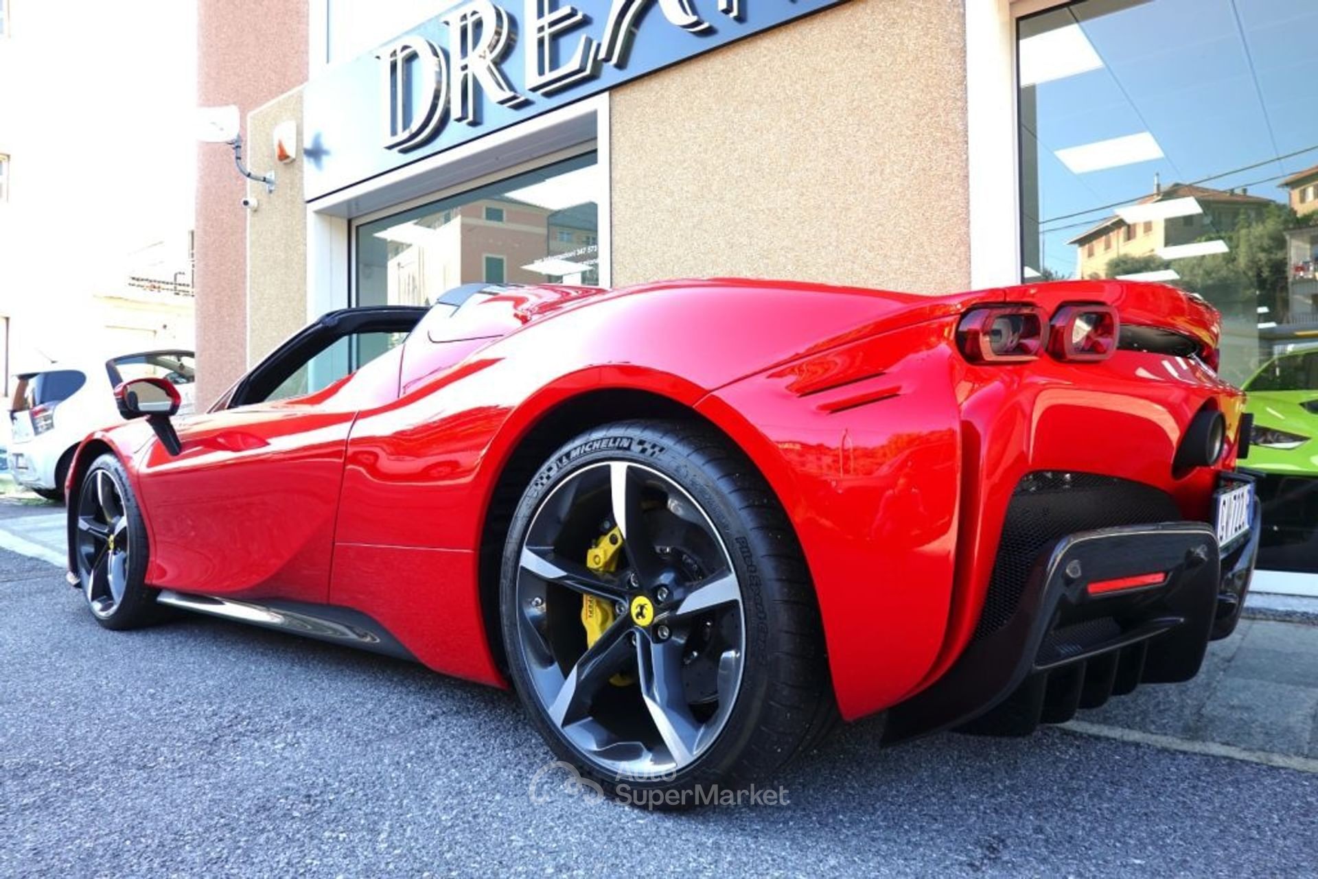 Ferrari SF90