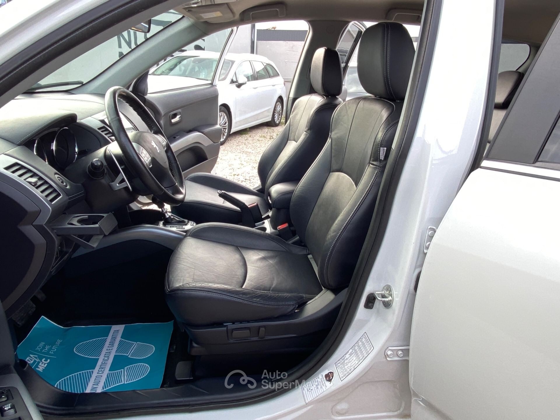 Peugeot 4007