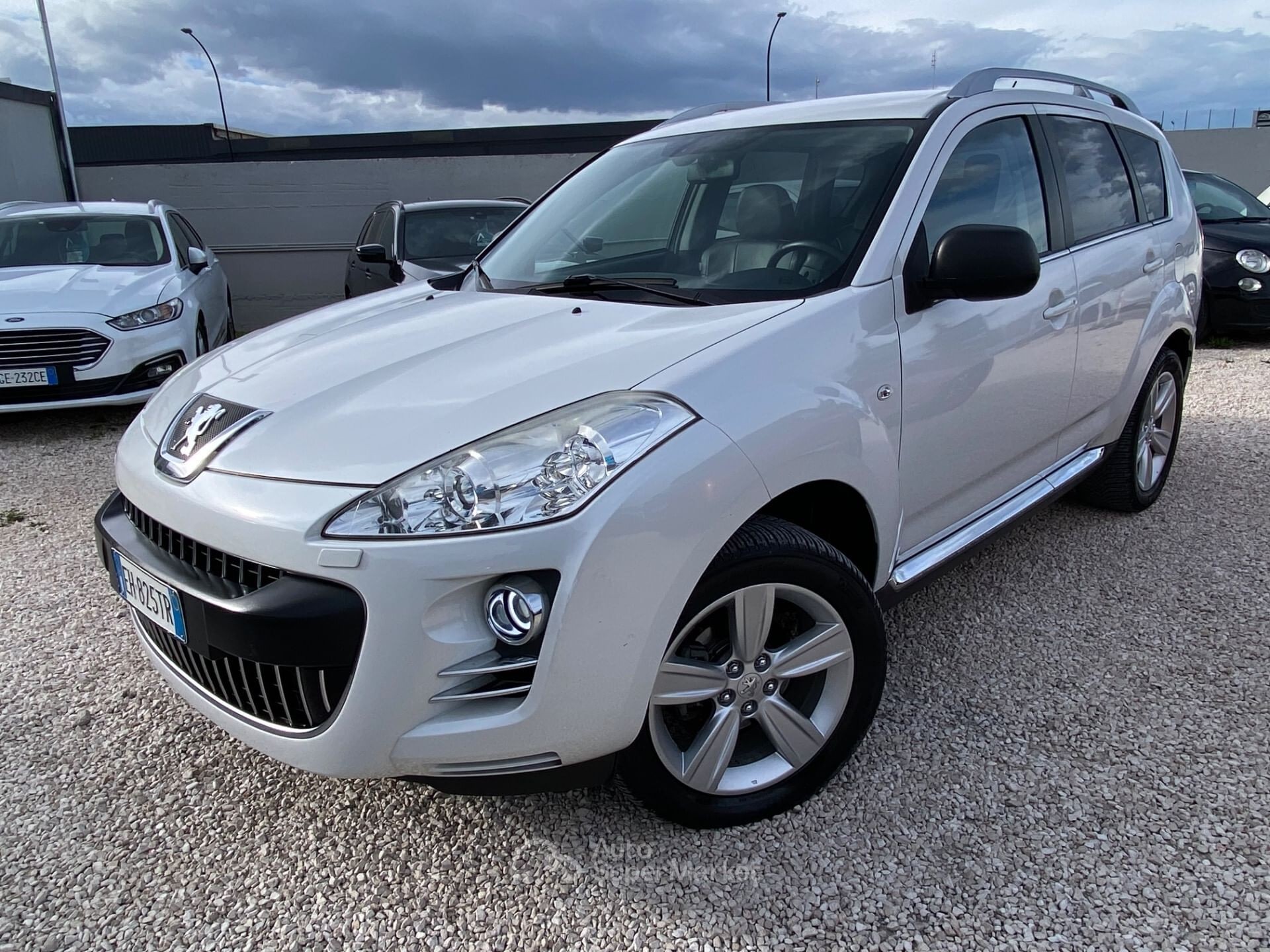 Peugeot 4007