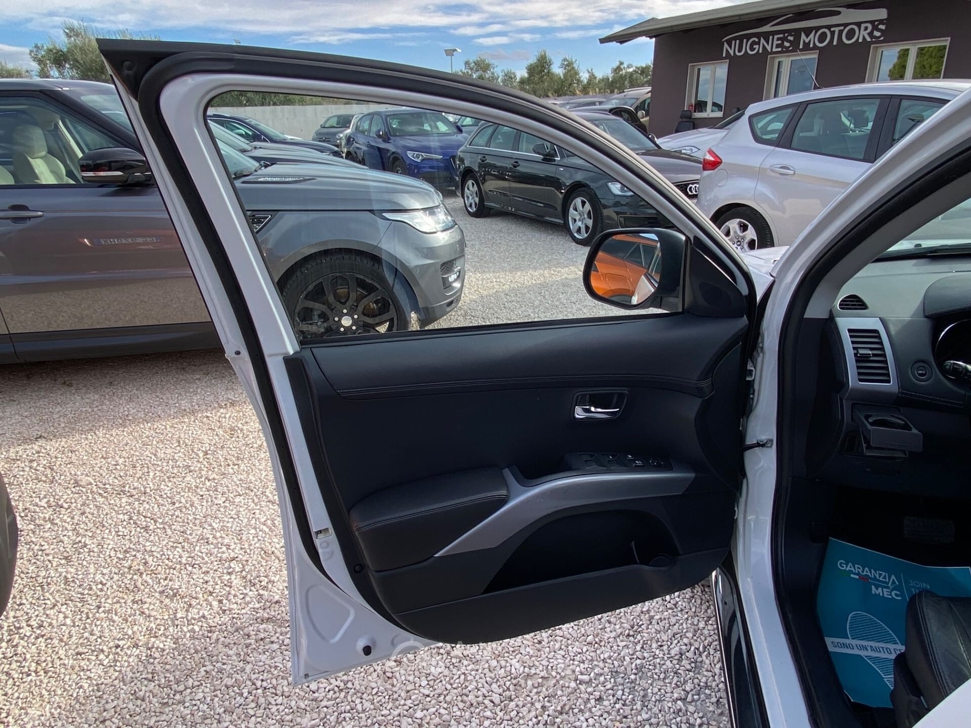 Peugeot 4007