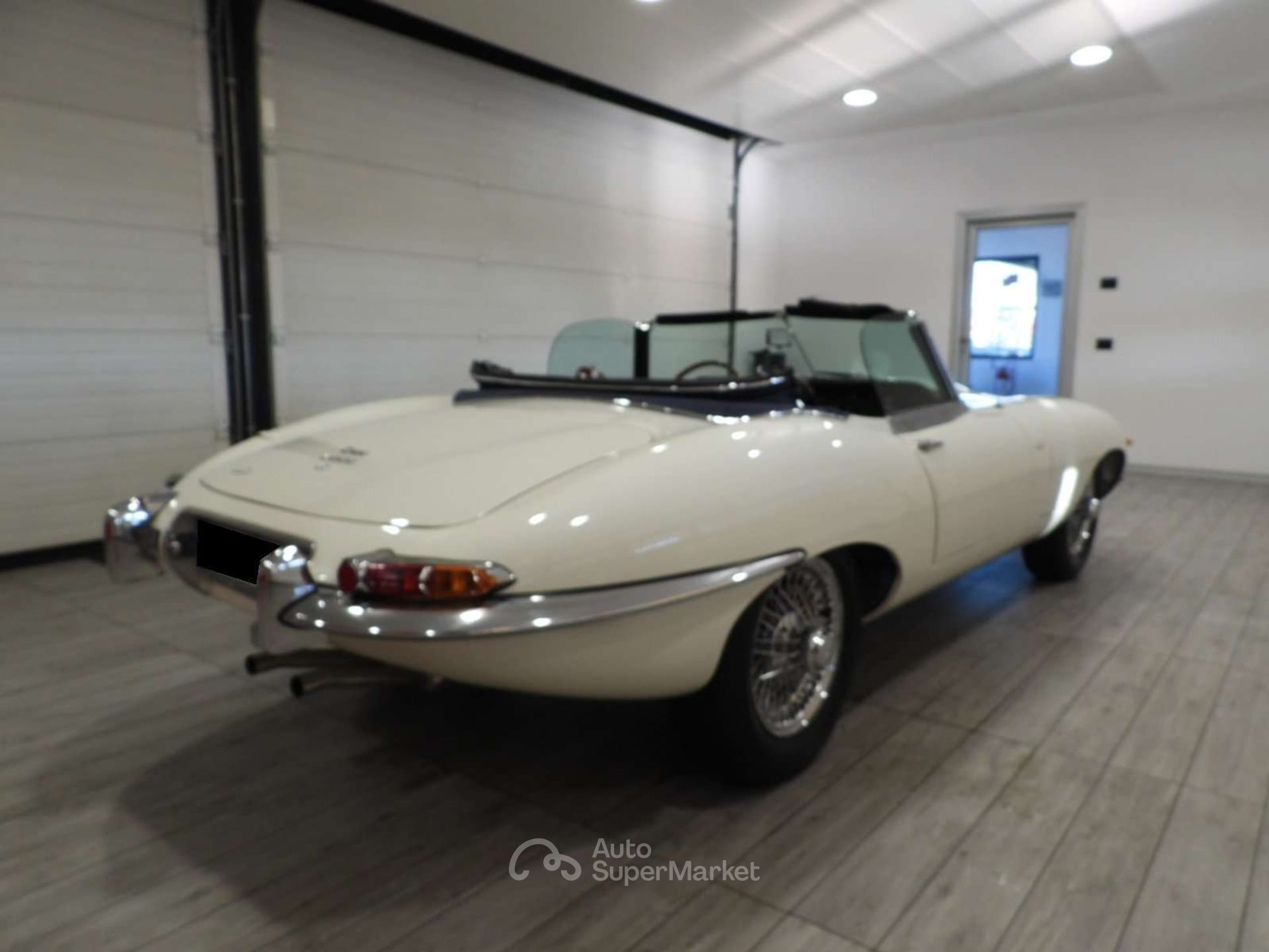 Jaguar E-Type