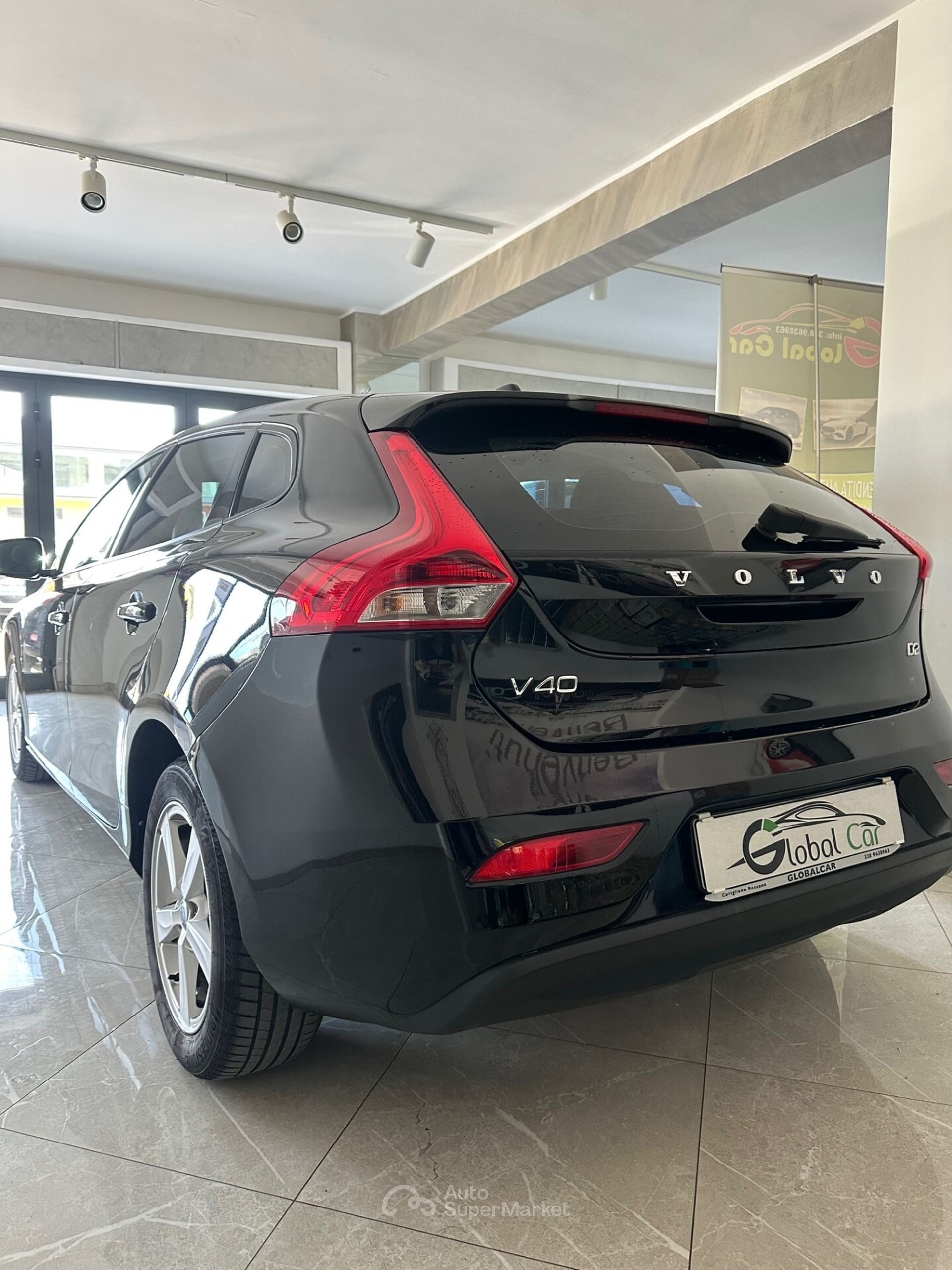 Volvo V40