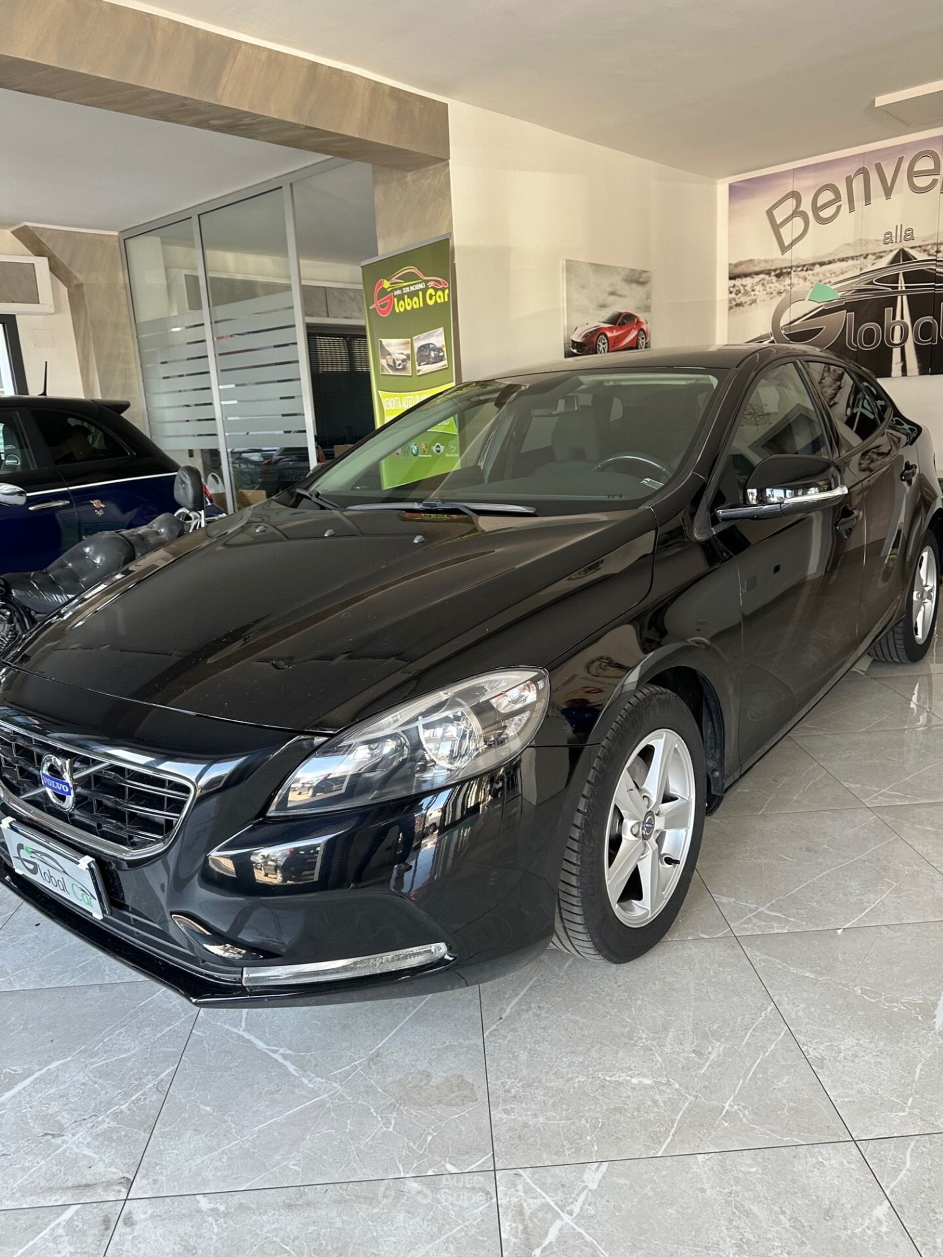 Volvo V40