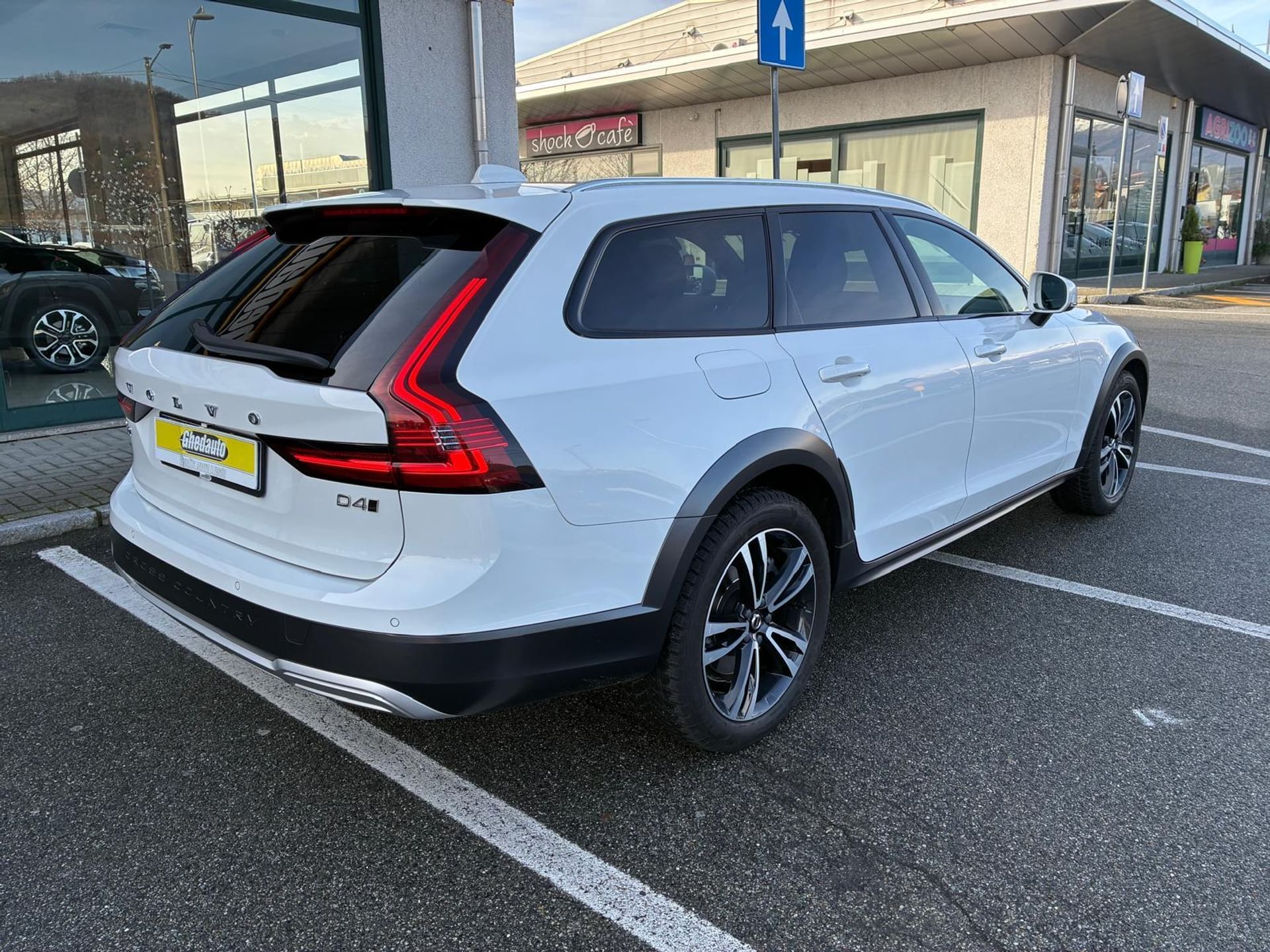 Volvo V90 Cross Country