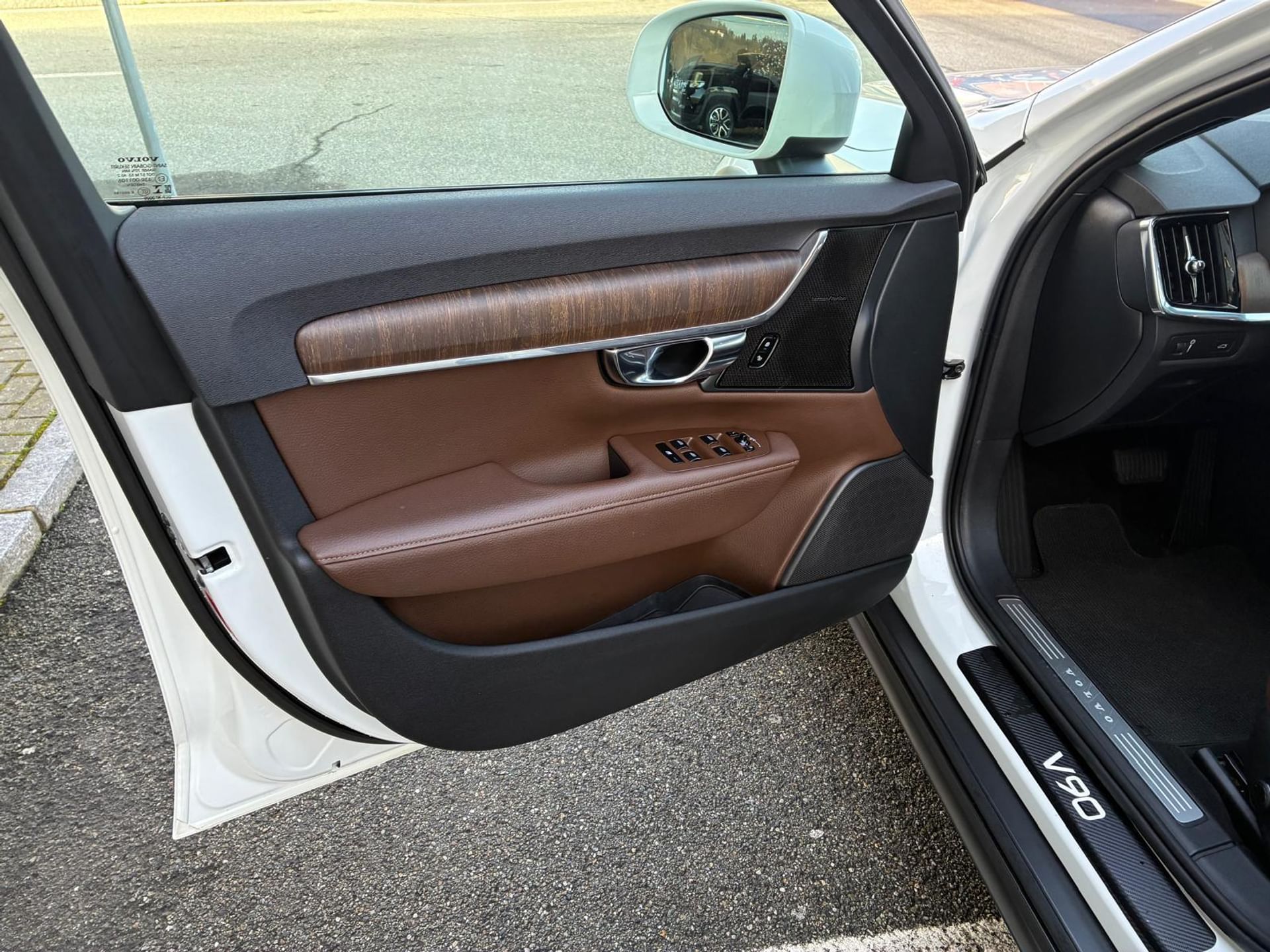 Volvo V90 Cross Country