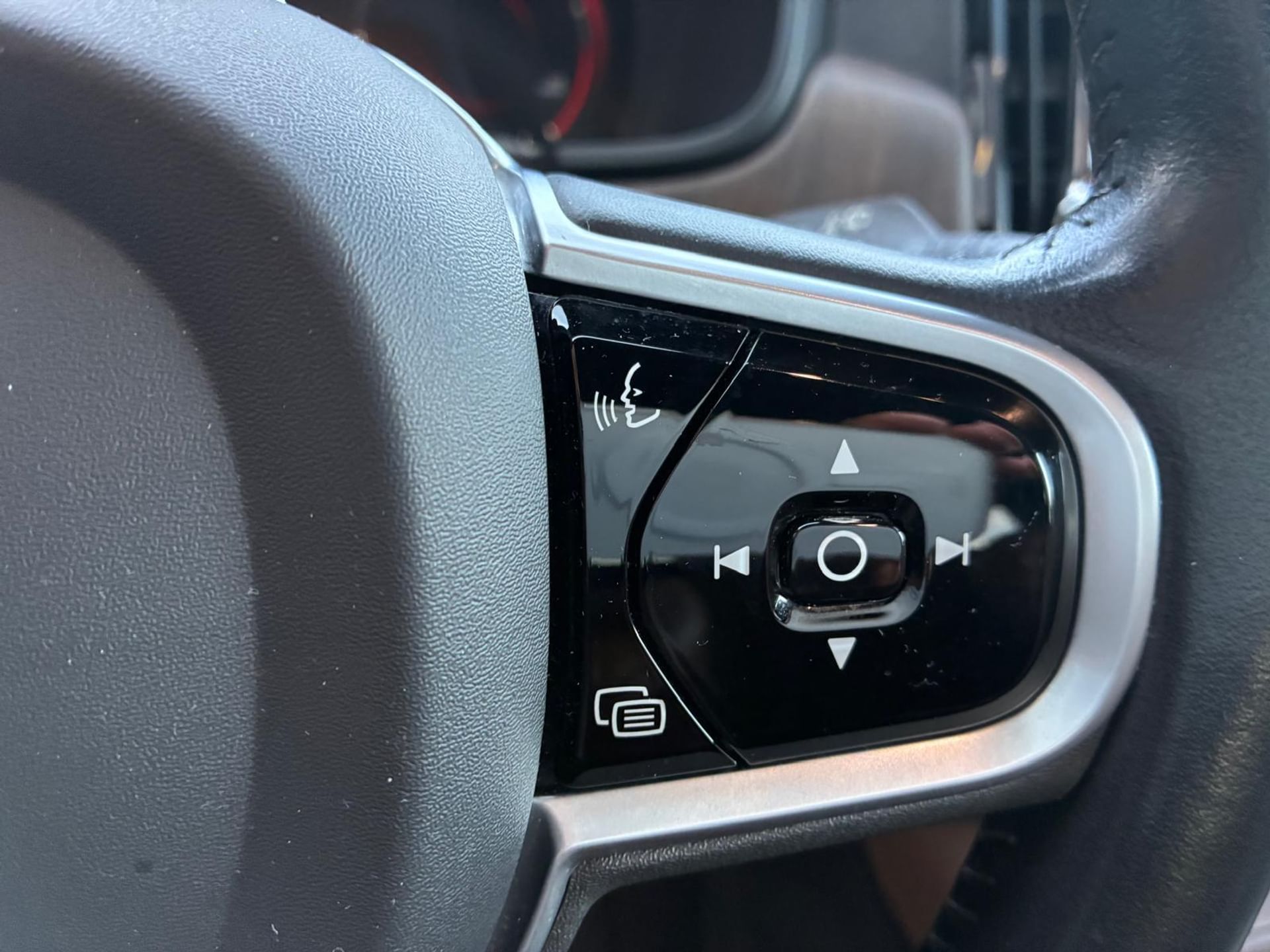 Volvo V90 Cross Country