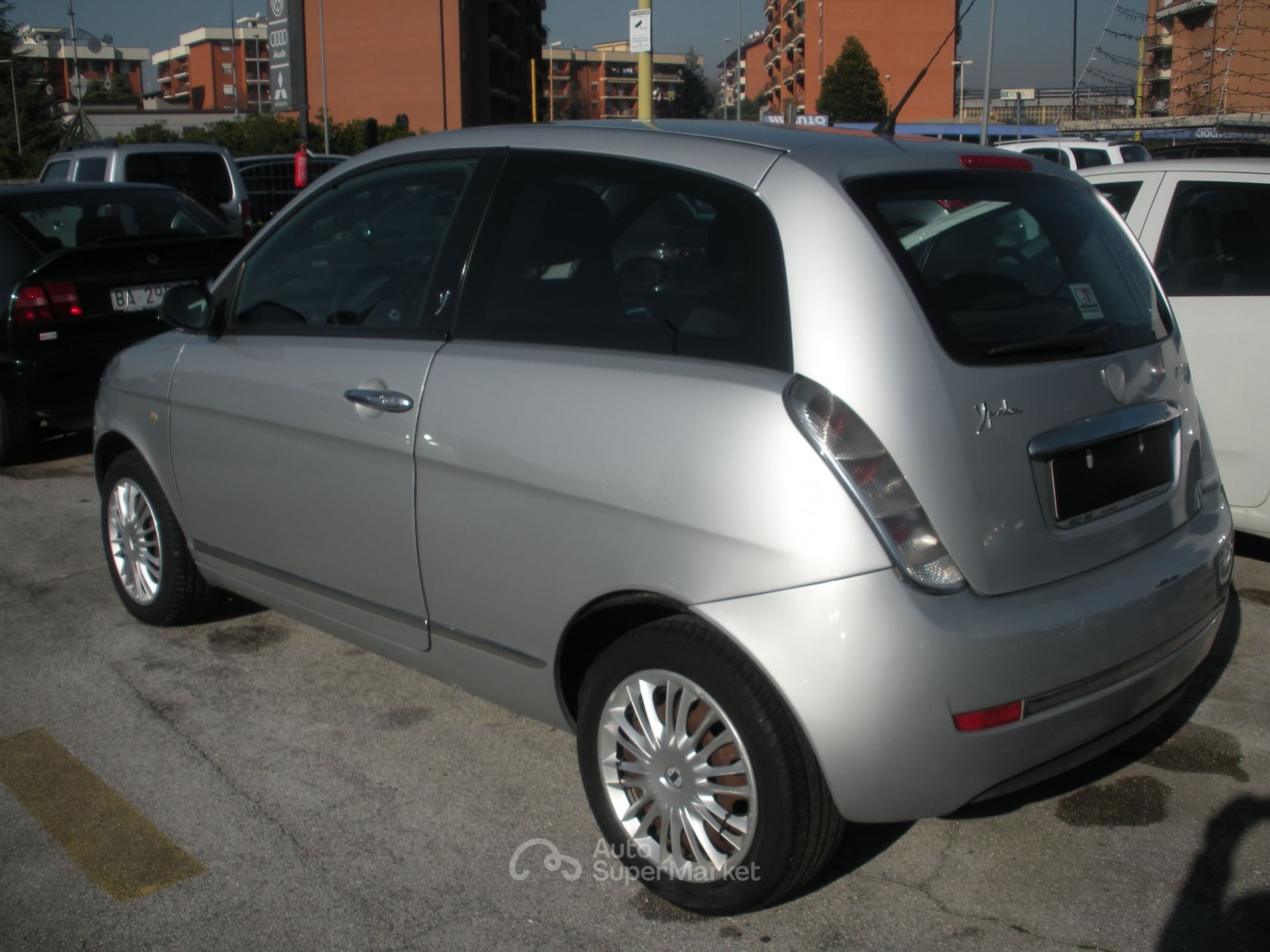 Lancia Ypsilon