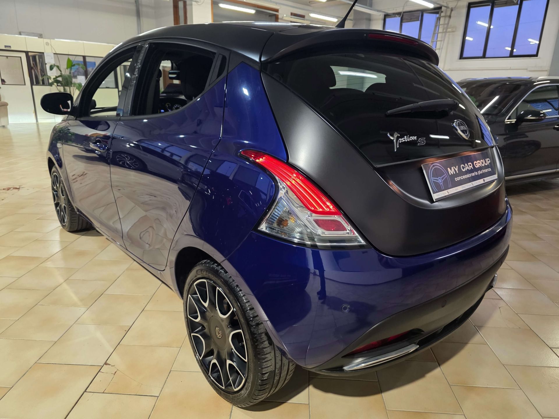 Lancia Ypsilon