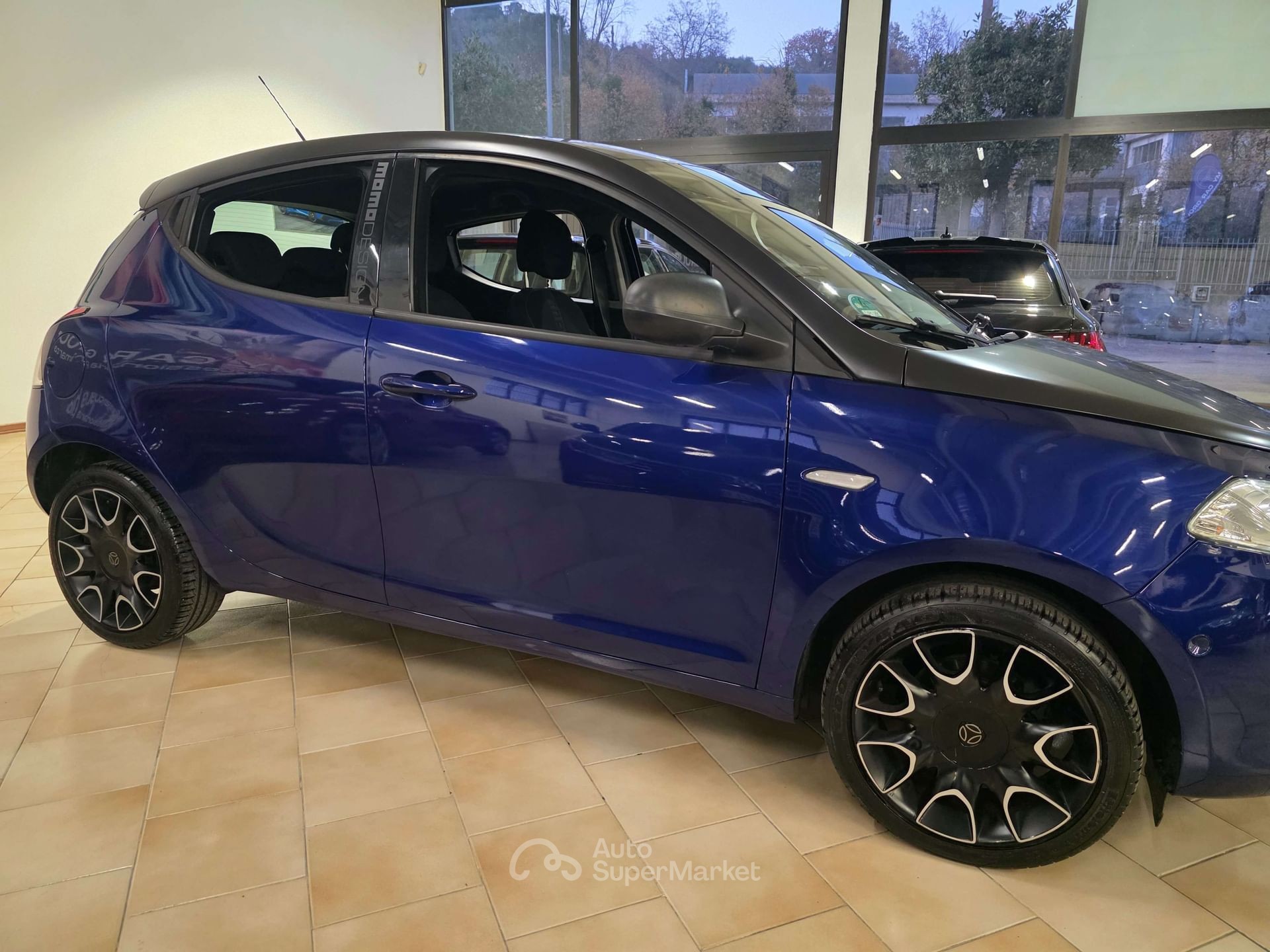 Lancia Ypsilon