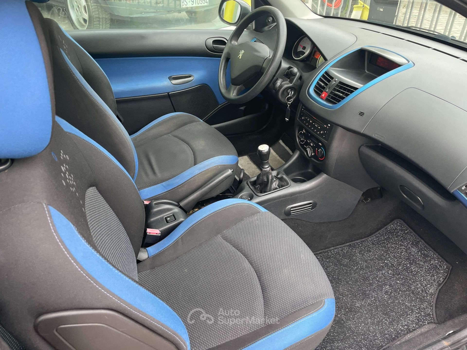Peugeot 206