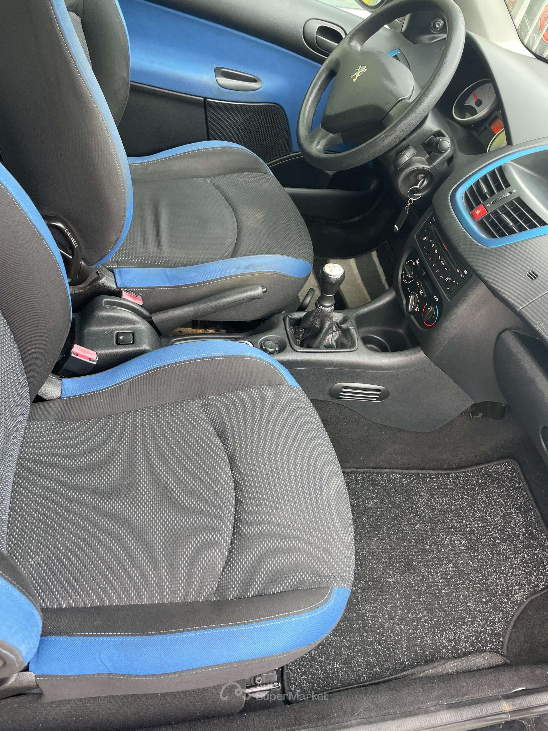 Peugeot 206