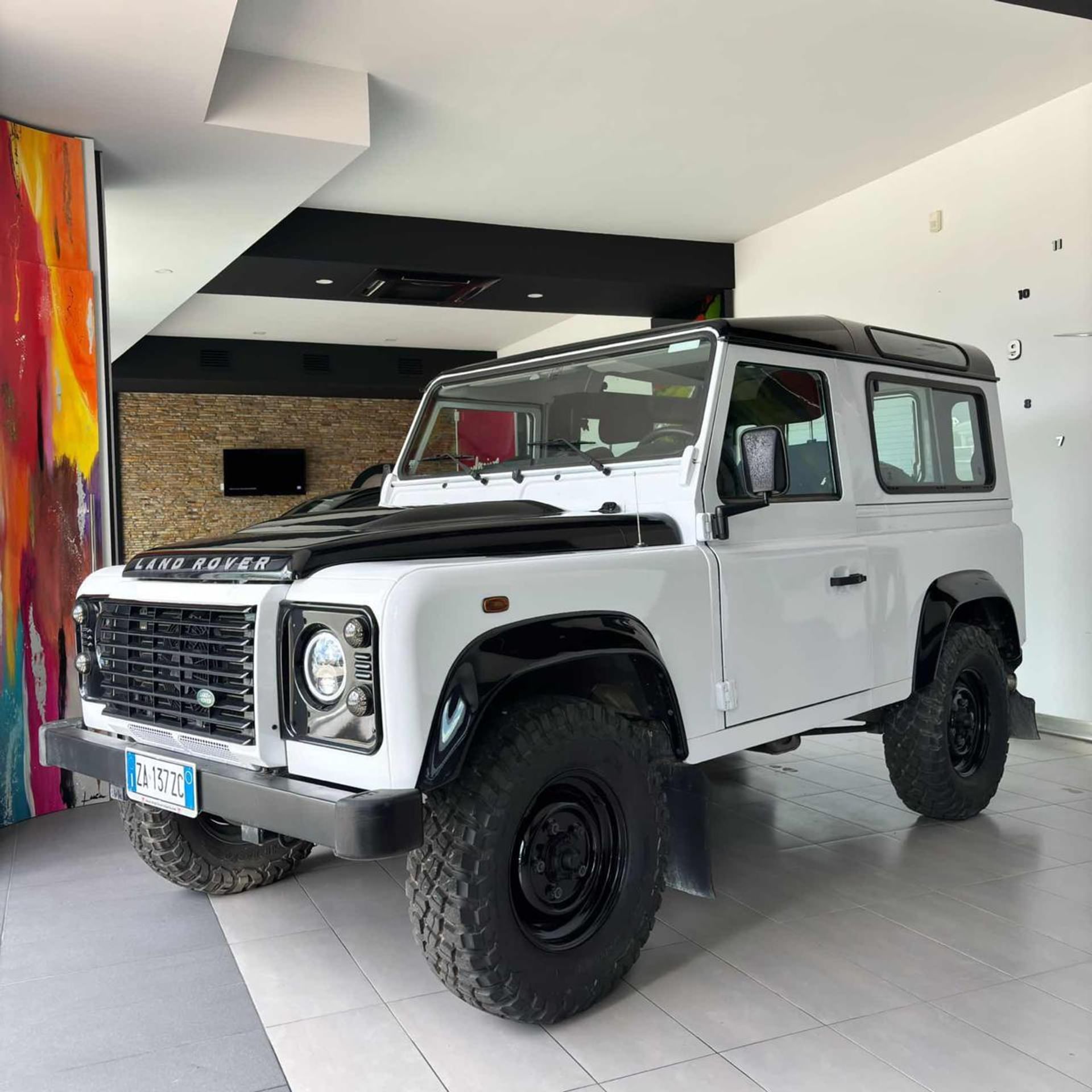 Land Rover Defender