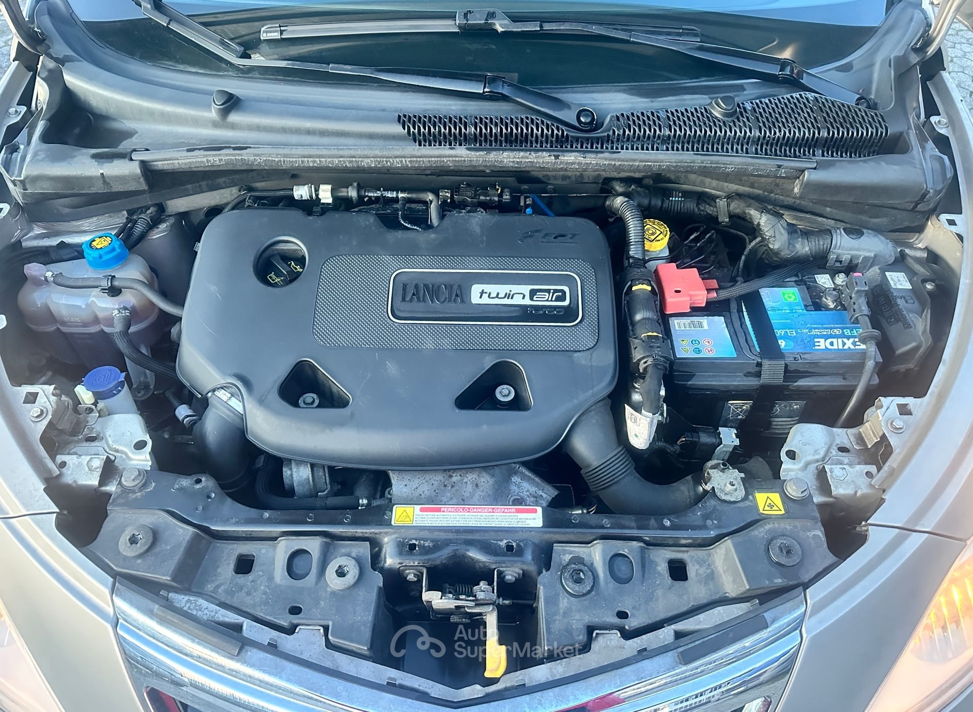 Lancia Ypsilon