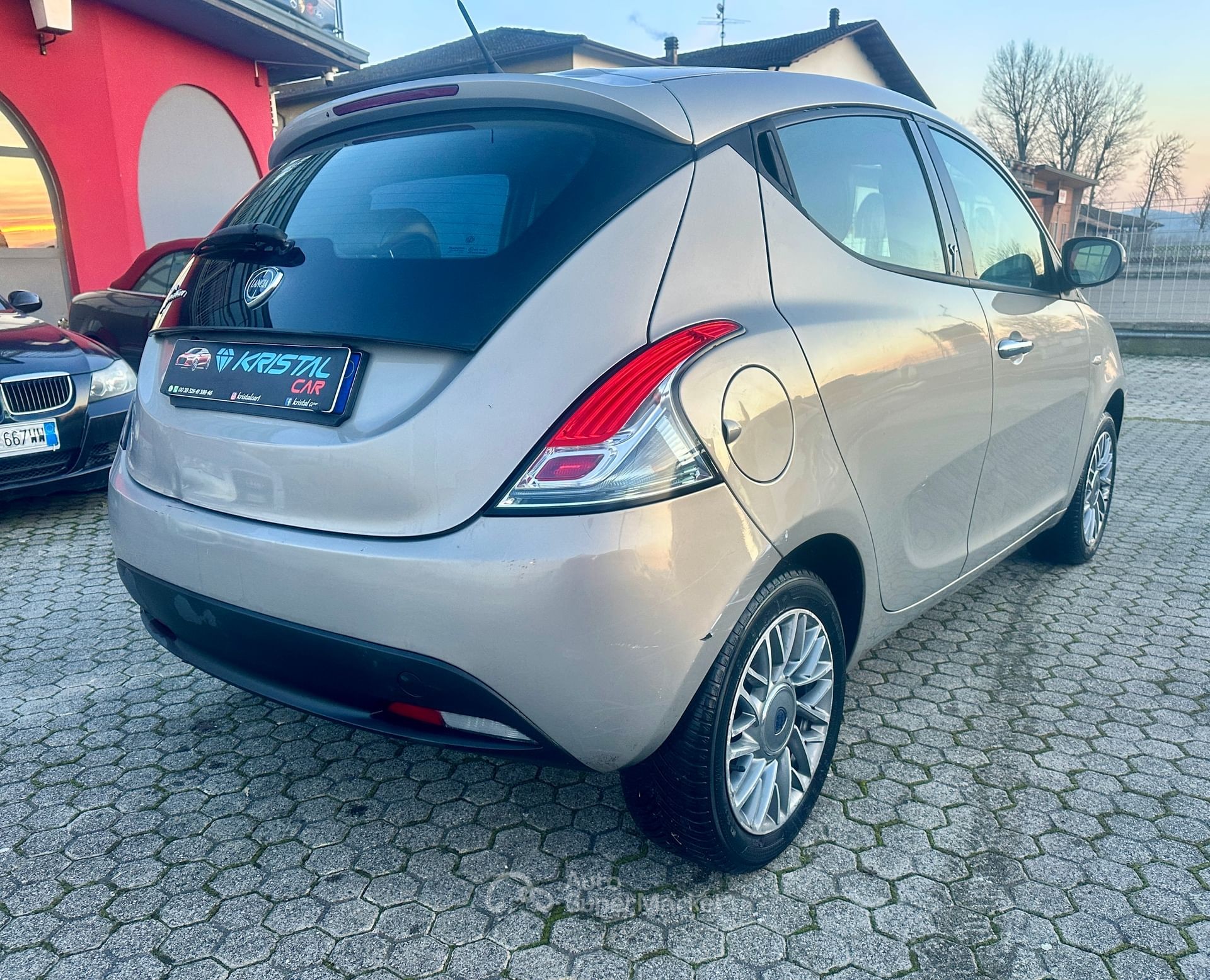 Lancia Ypsilon