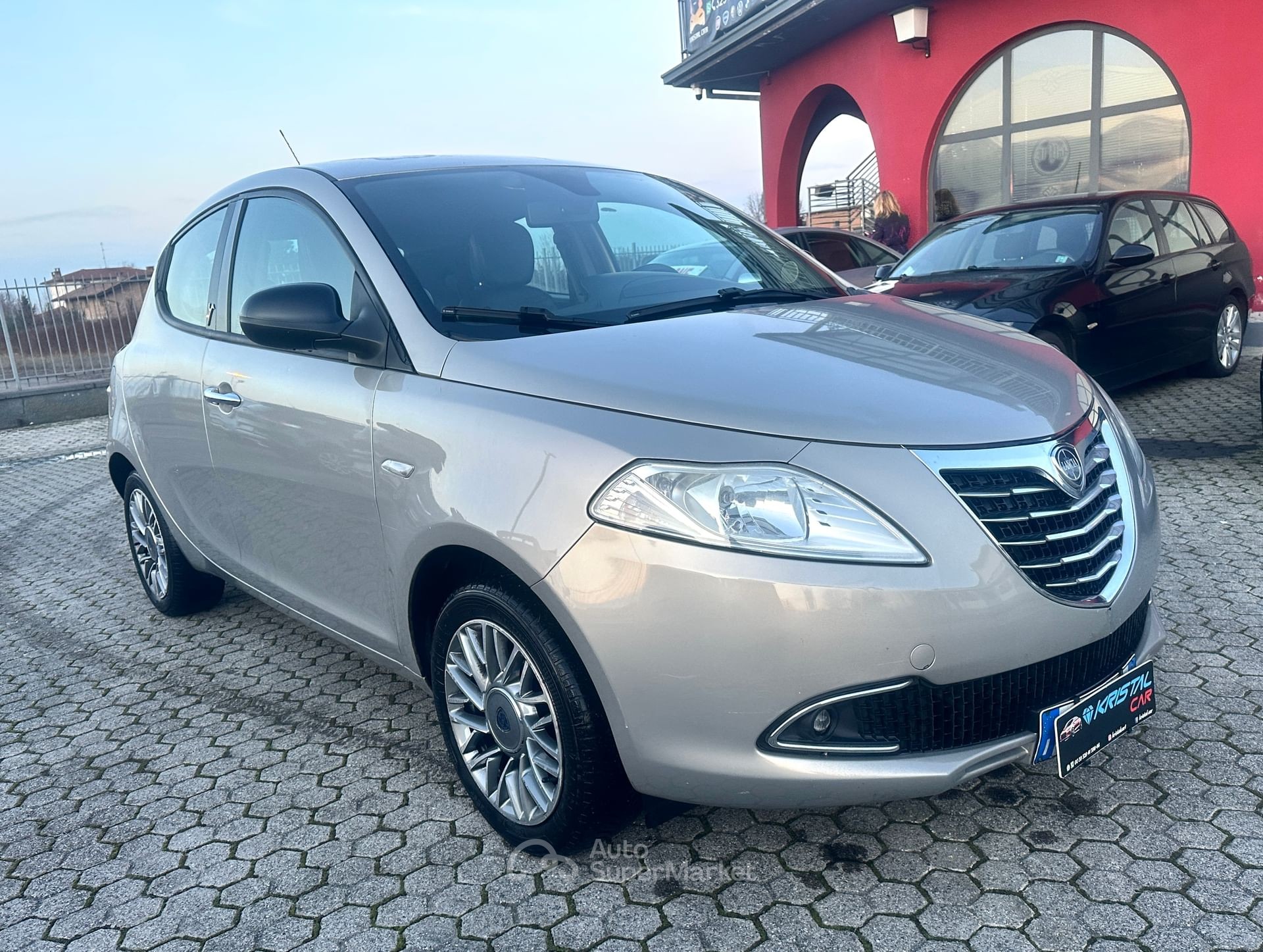 Lancia Ypsilon