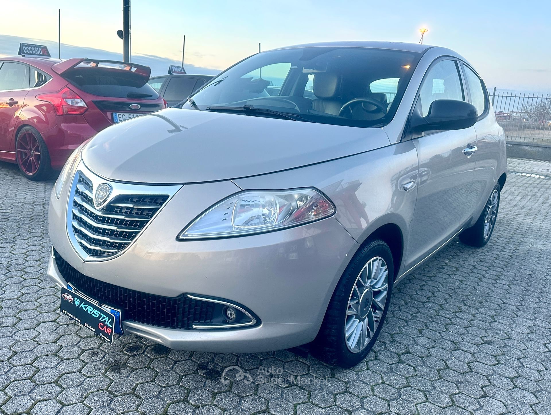 Lancia Ypsilon