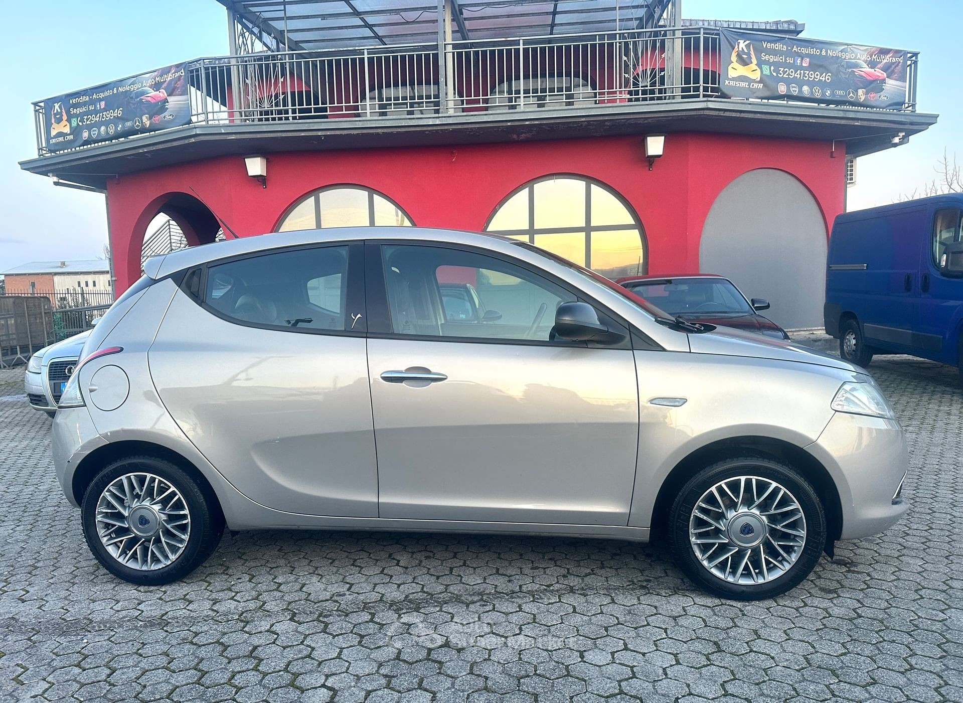 Lancia Ypsilon
