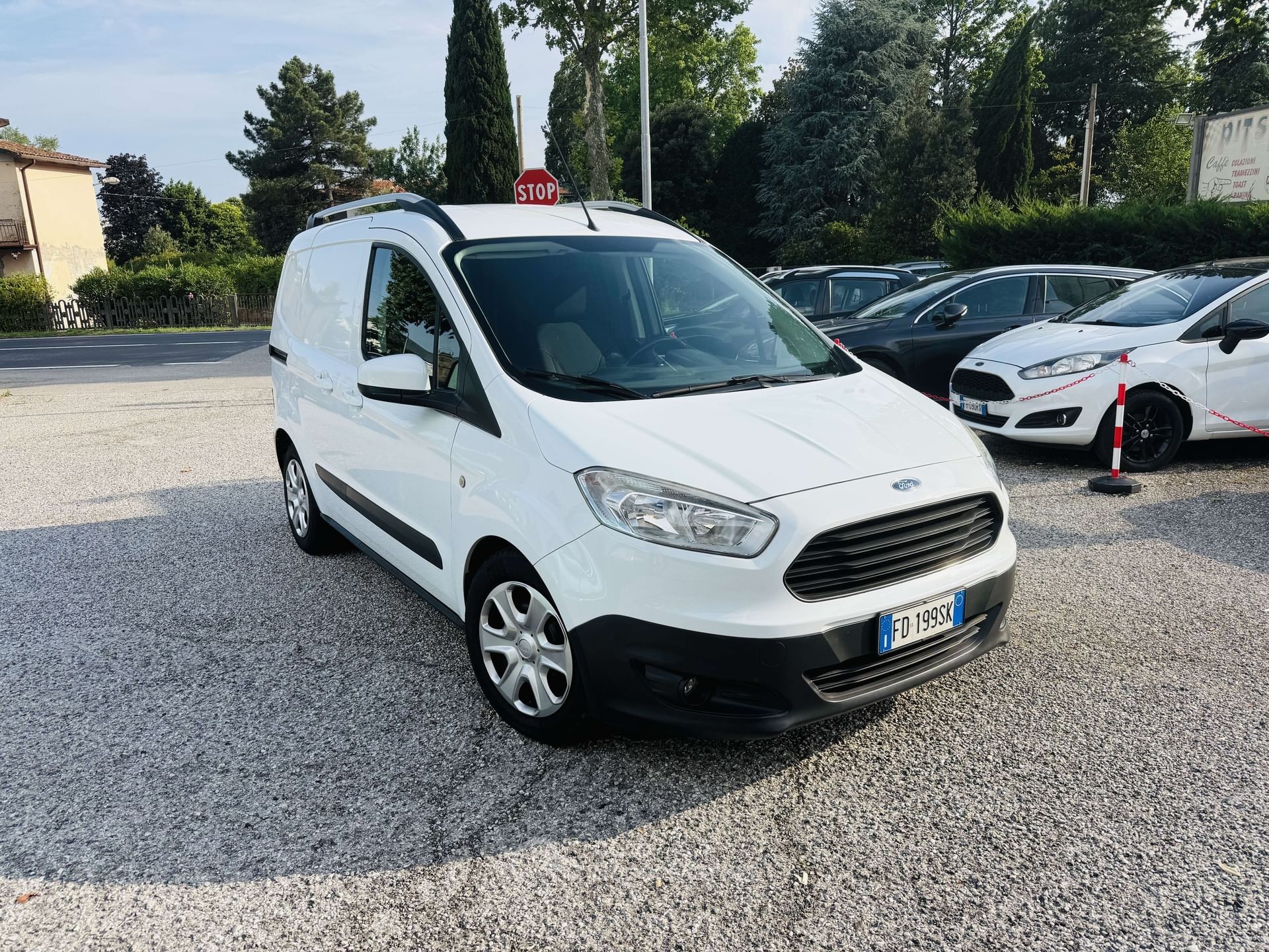 Ford Transit Courier