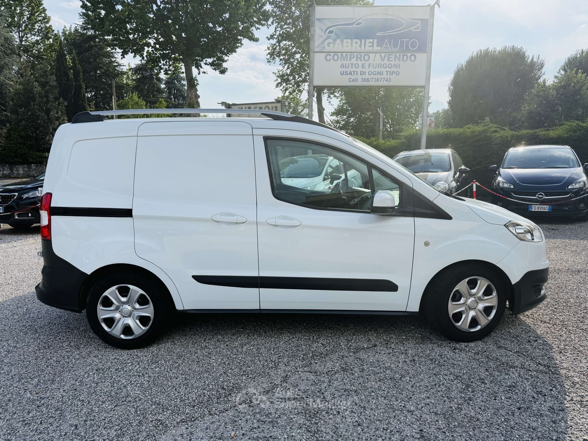 Ford Transit Courier