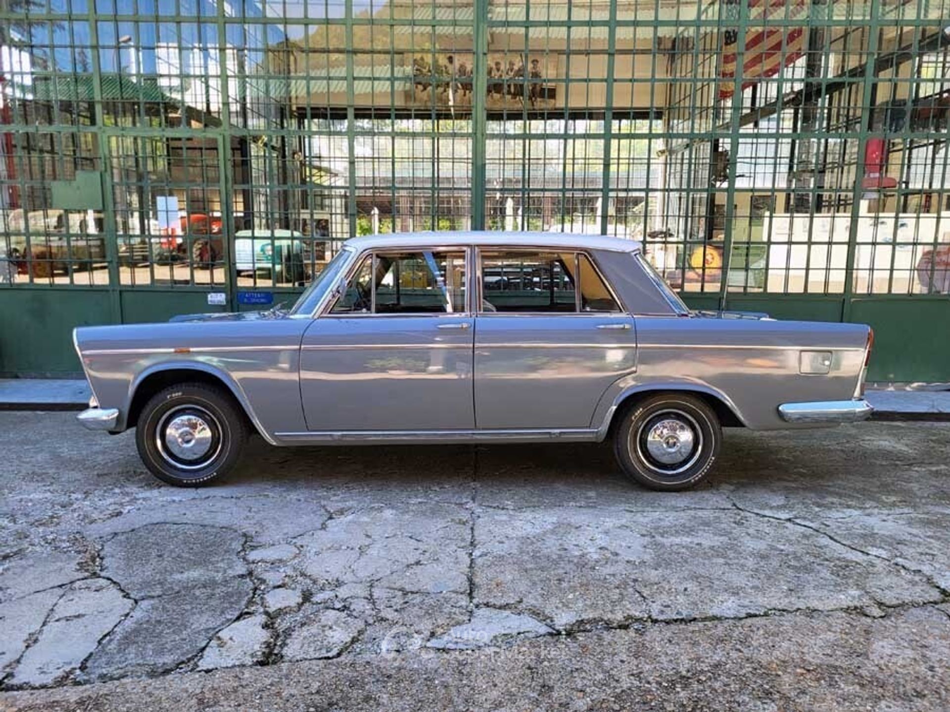 Fiat 2100